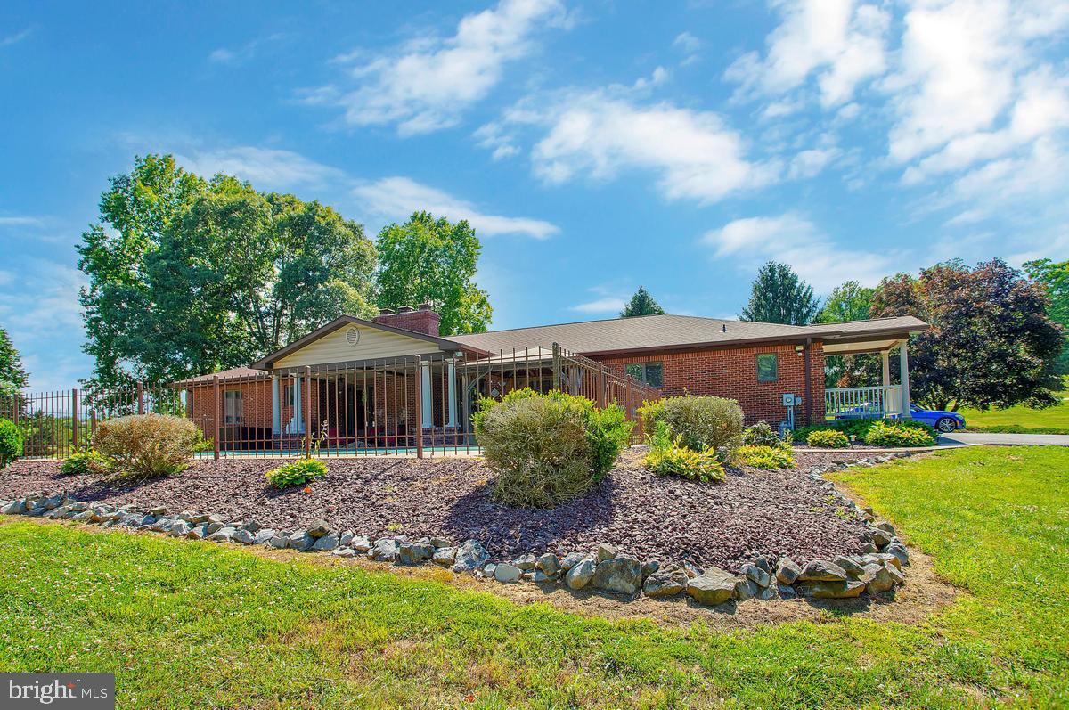 OWENSVILLE - Residential