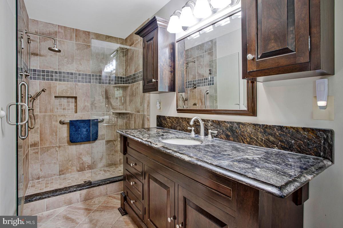 OWENSVILLE - Residential
