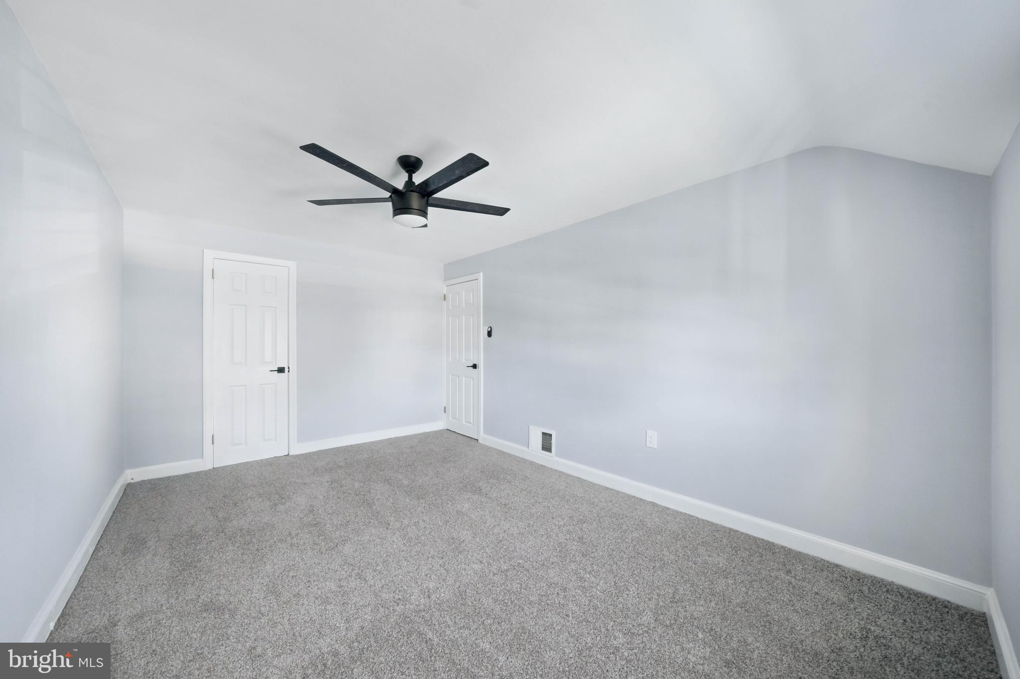 NEW CASTLE - Residential
