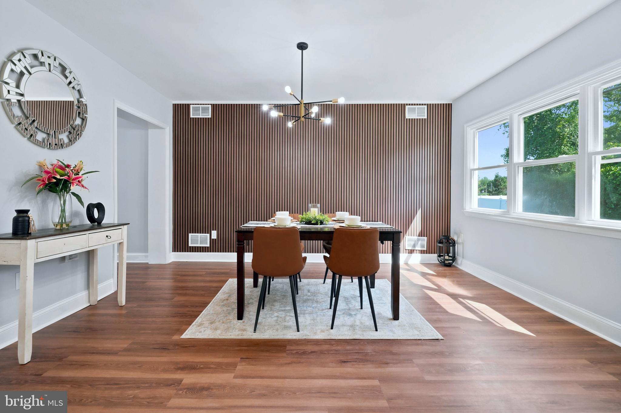 NEW CASTLE - Residential