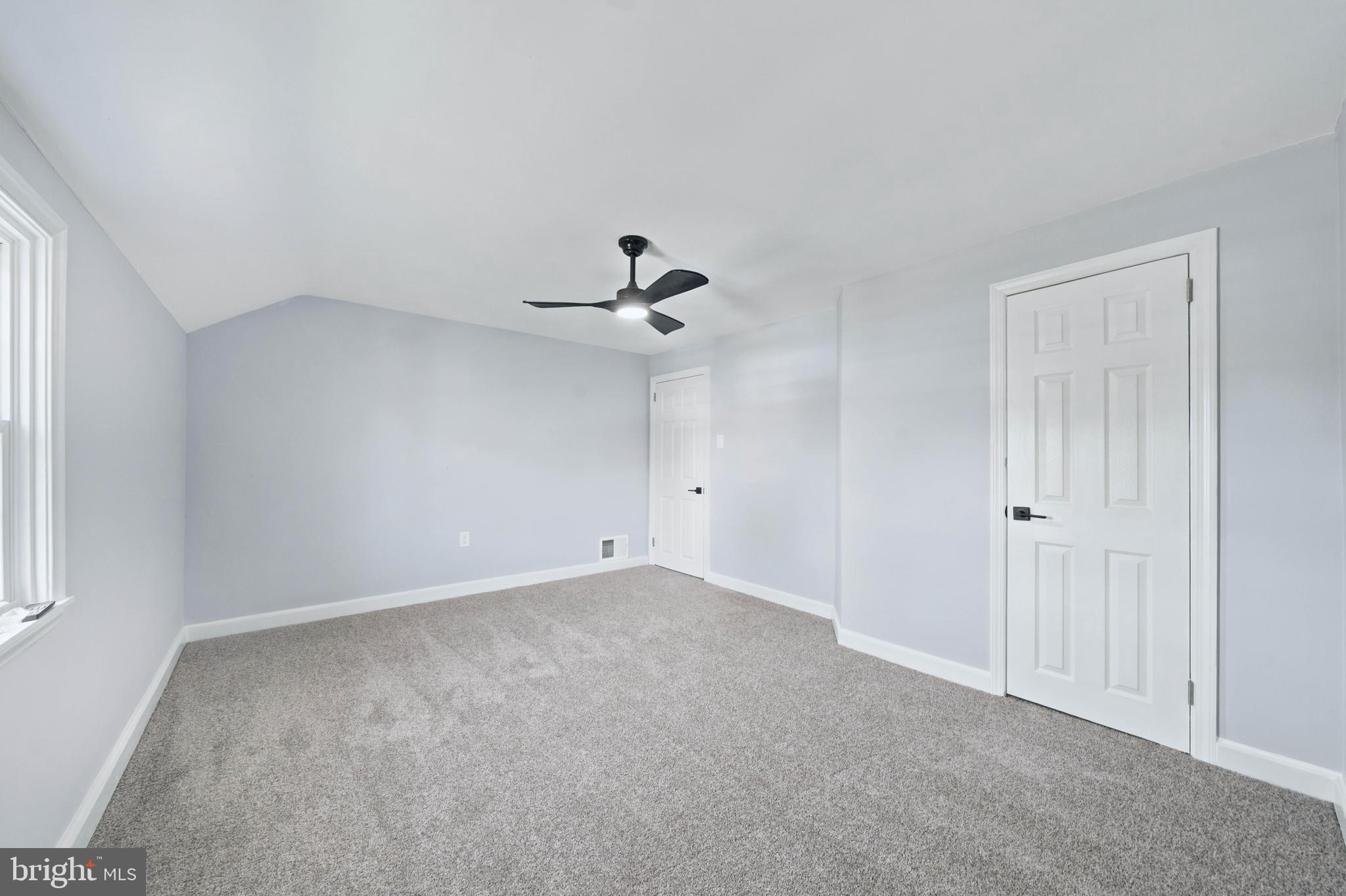 NEW CASTLE - Residential
