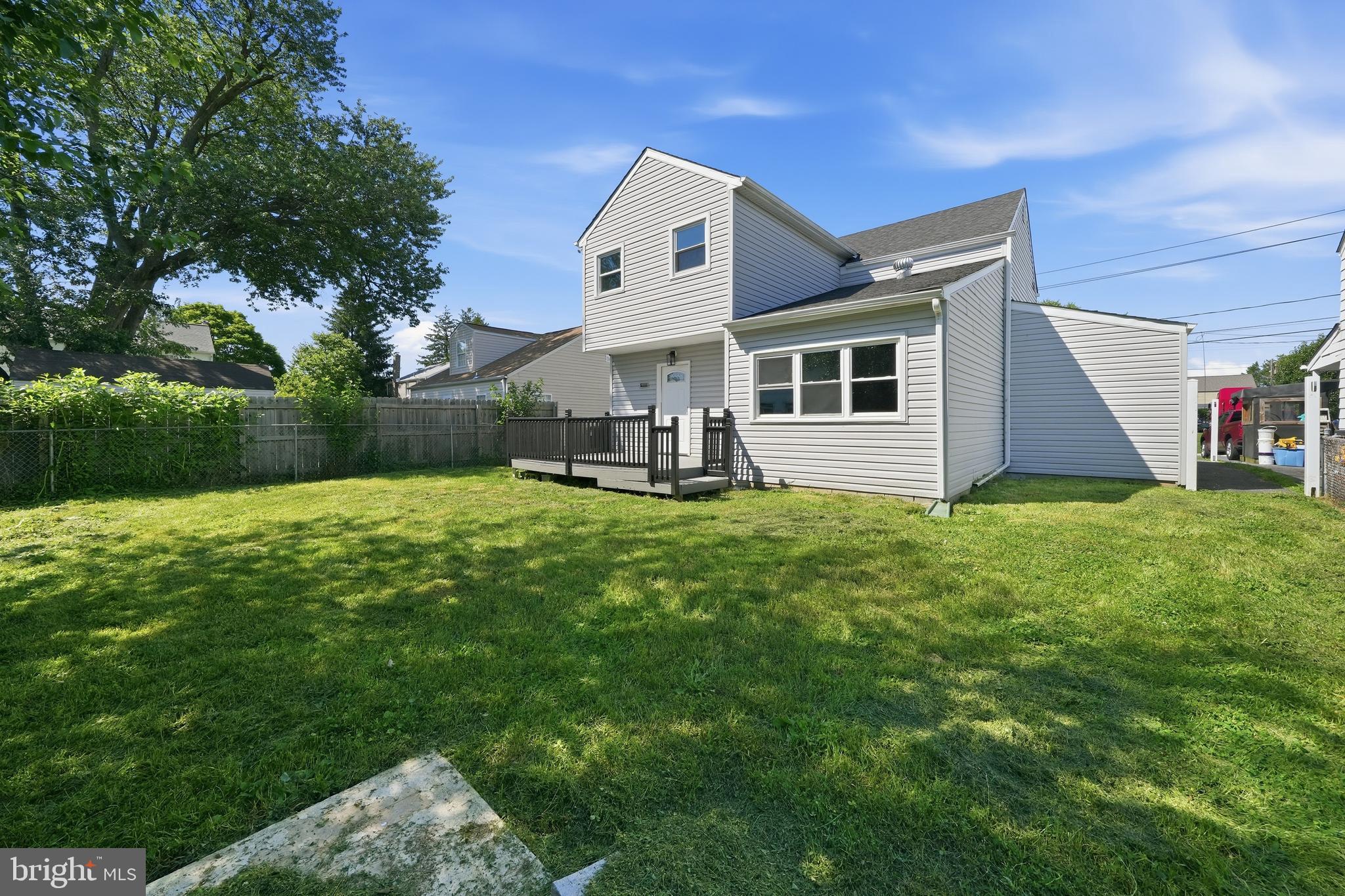 NEW CASTLE - Residential