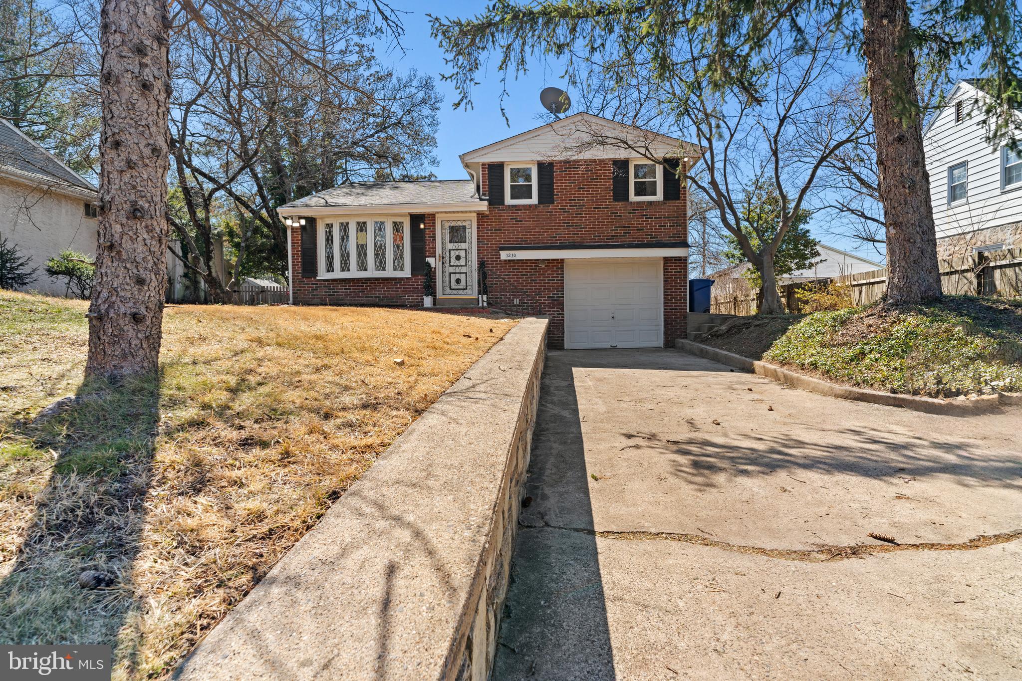 ENFIELD - Residential