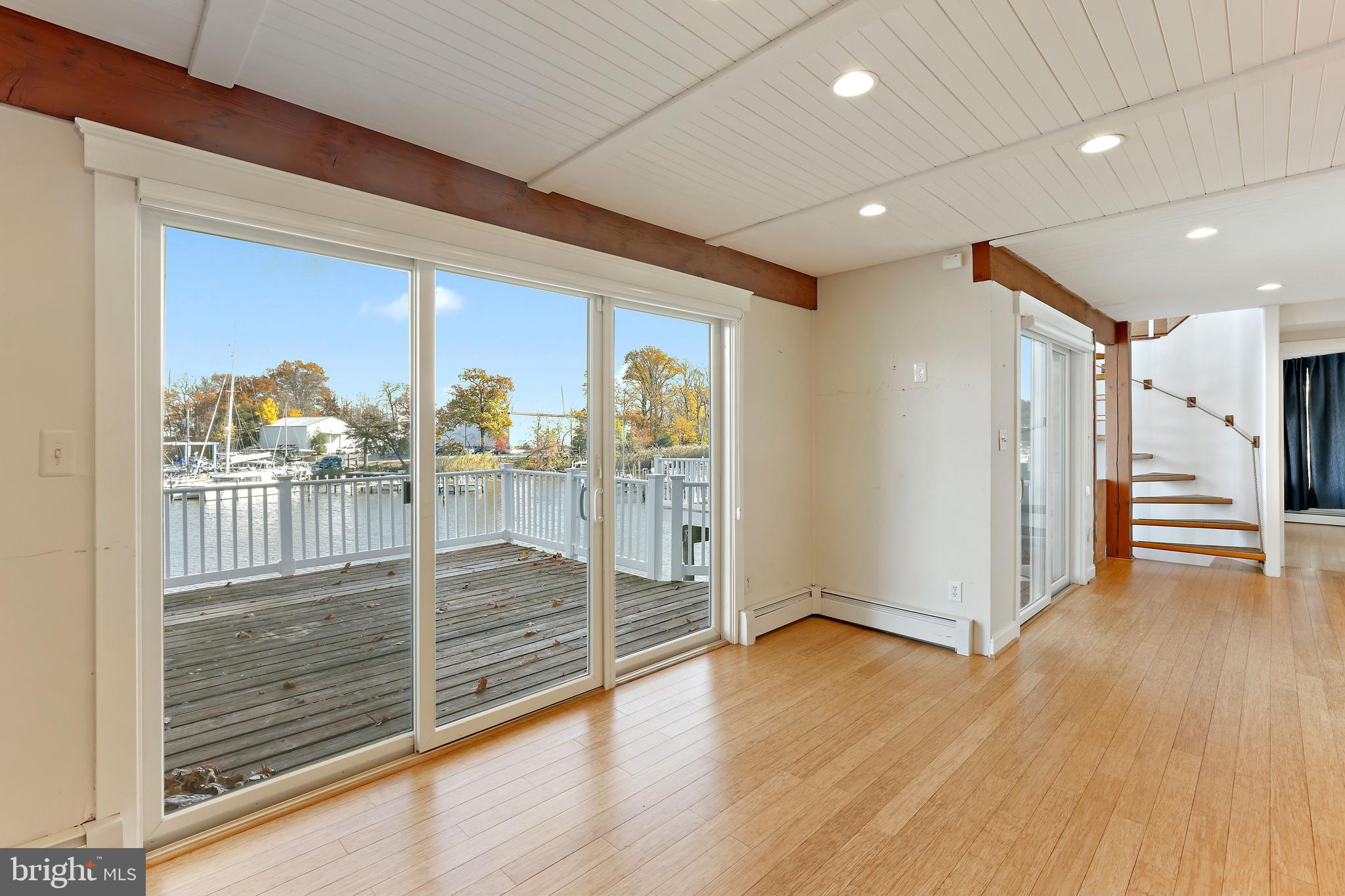 GREENACRES - Residential