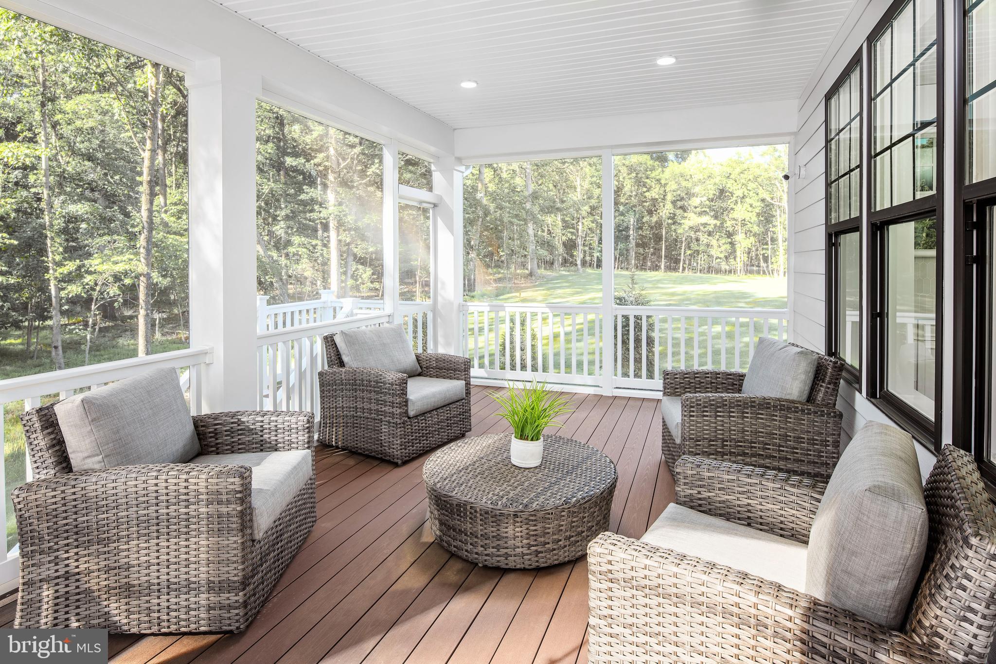 WESTMOUNT - Residential