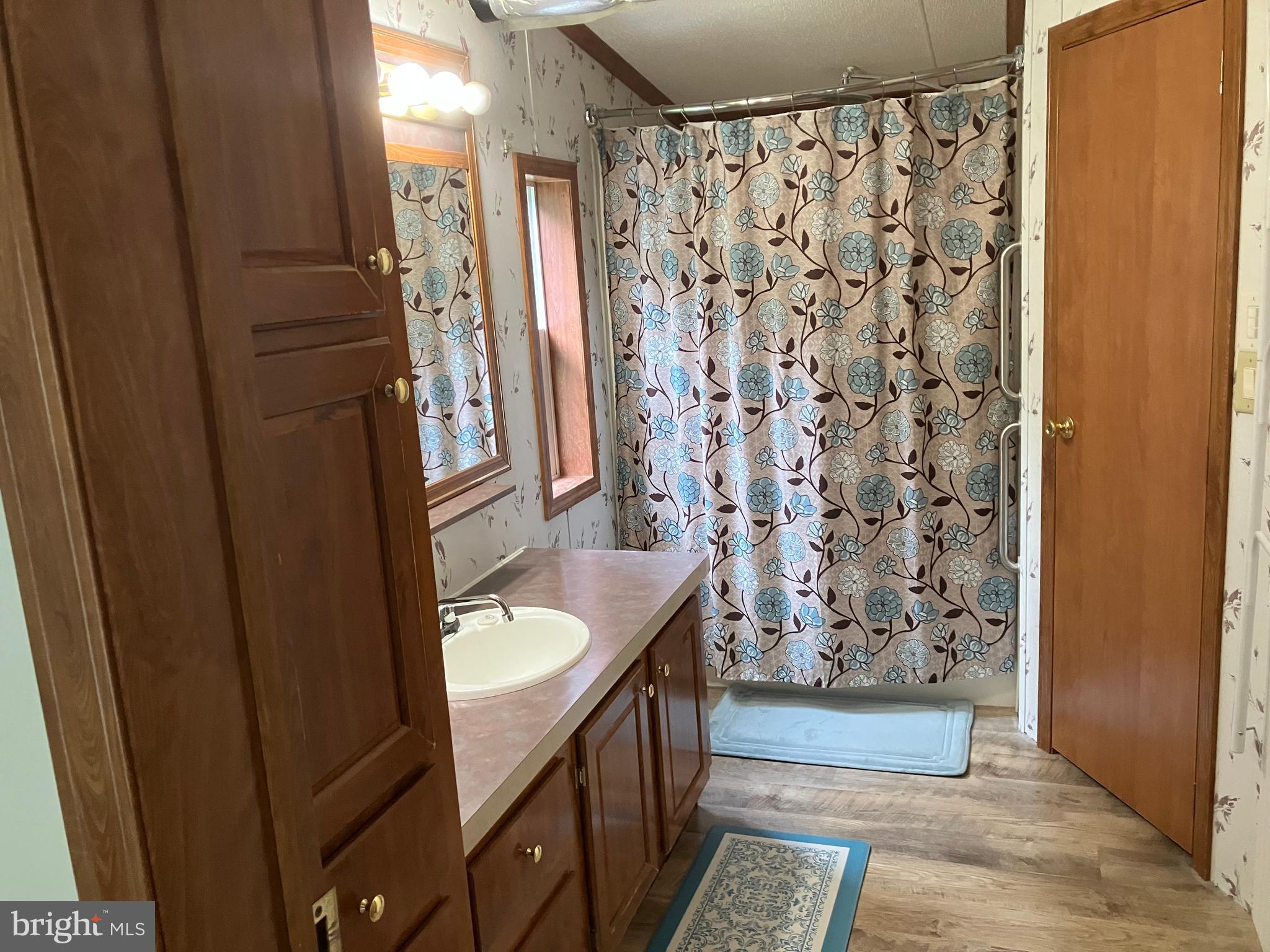 NEWPORT - Residential