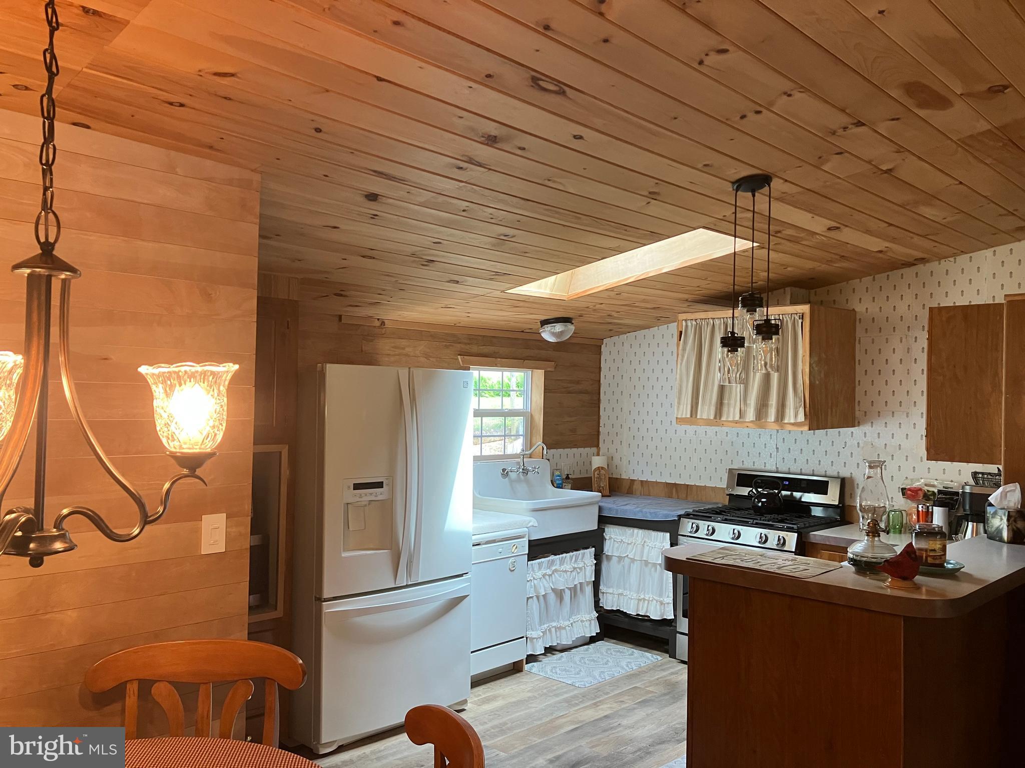 NEWPORT - Residential
