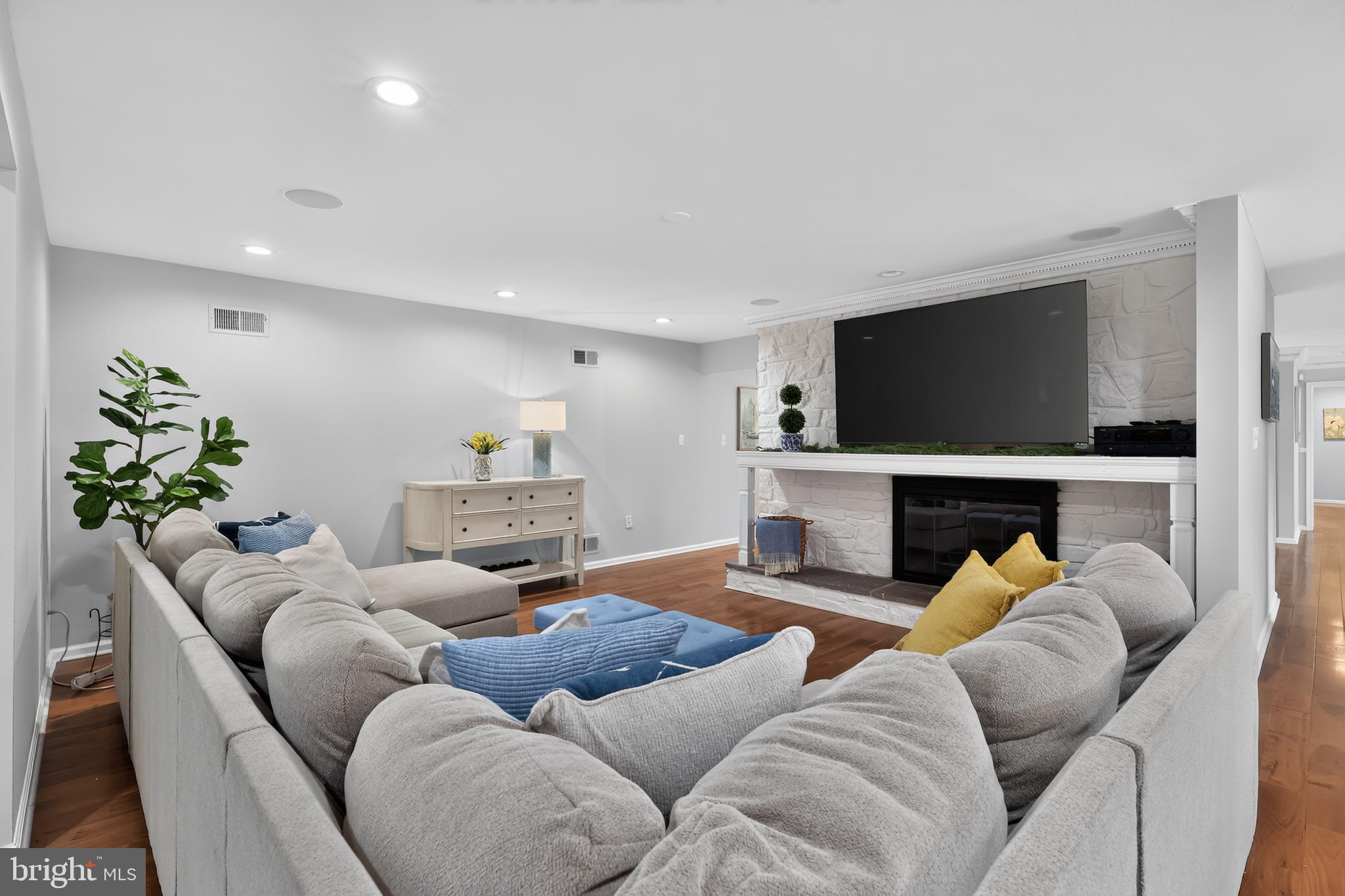 PAINT BRANCH FARMS - Residential