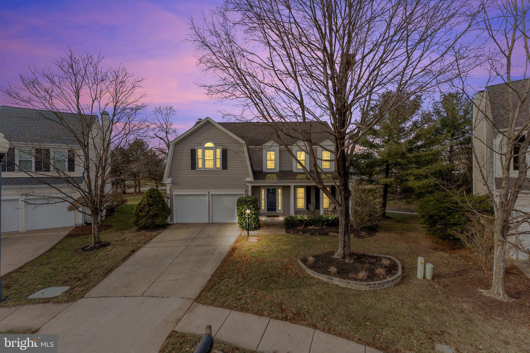 ASHBURN VILLAGE - Residential