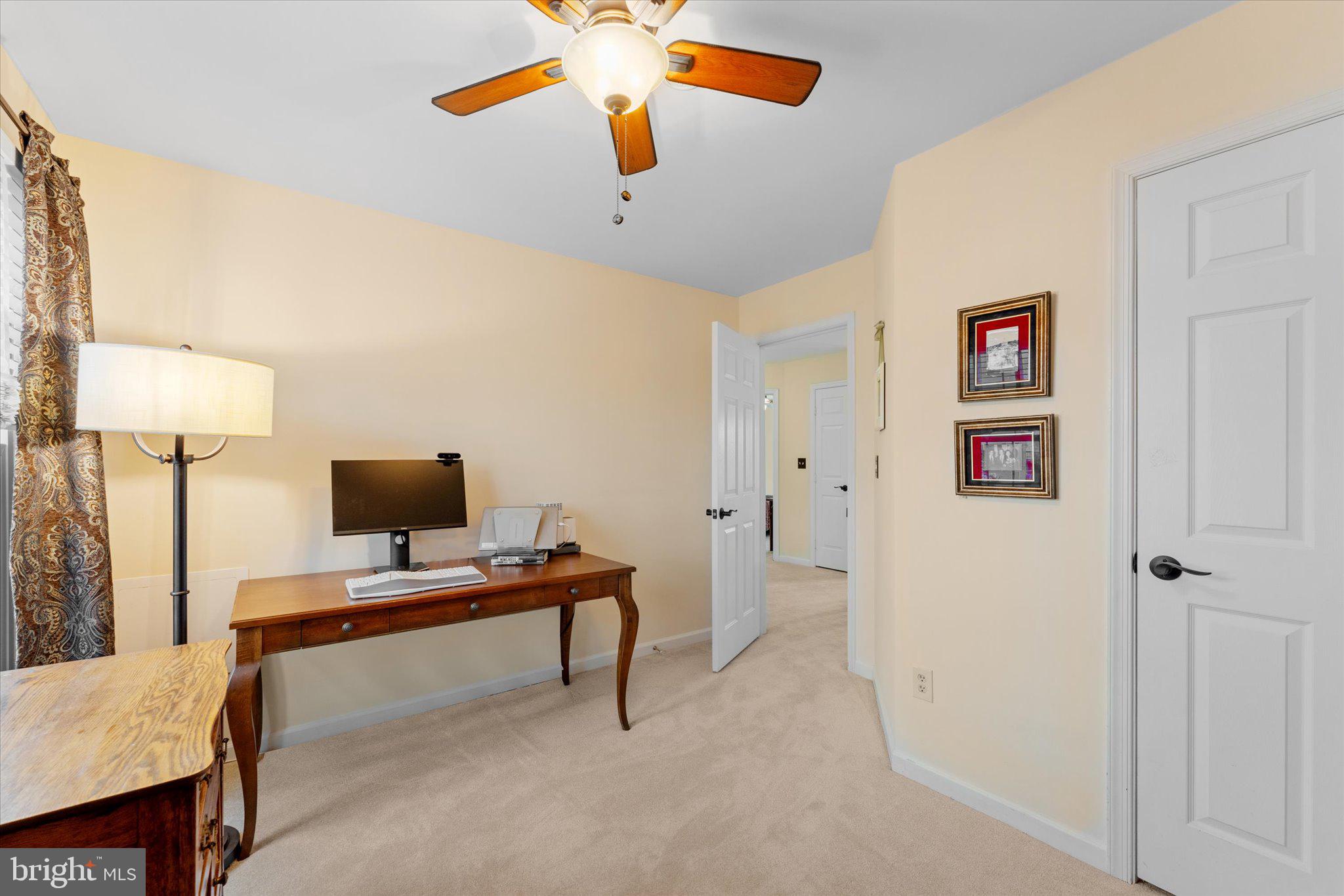 ASHBURN VILLAGE - Residential