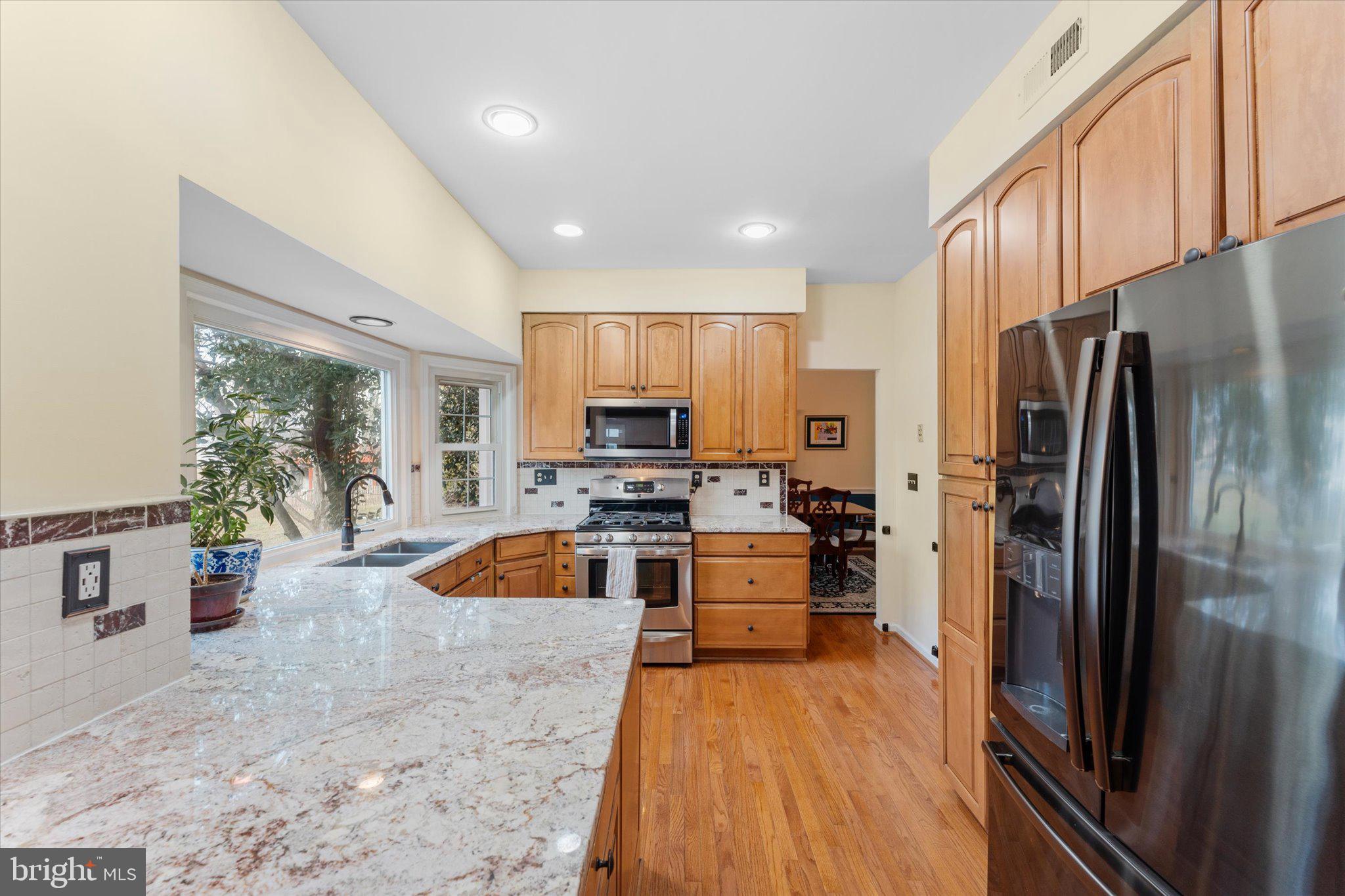ASHBURN VILLAGE - Residential