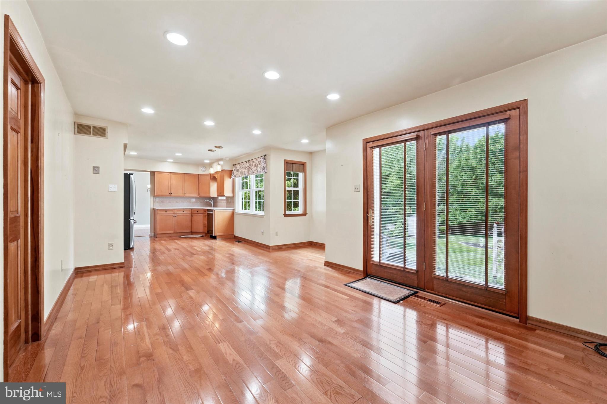 PALOMINO GLEN - Residential