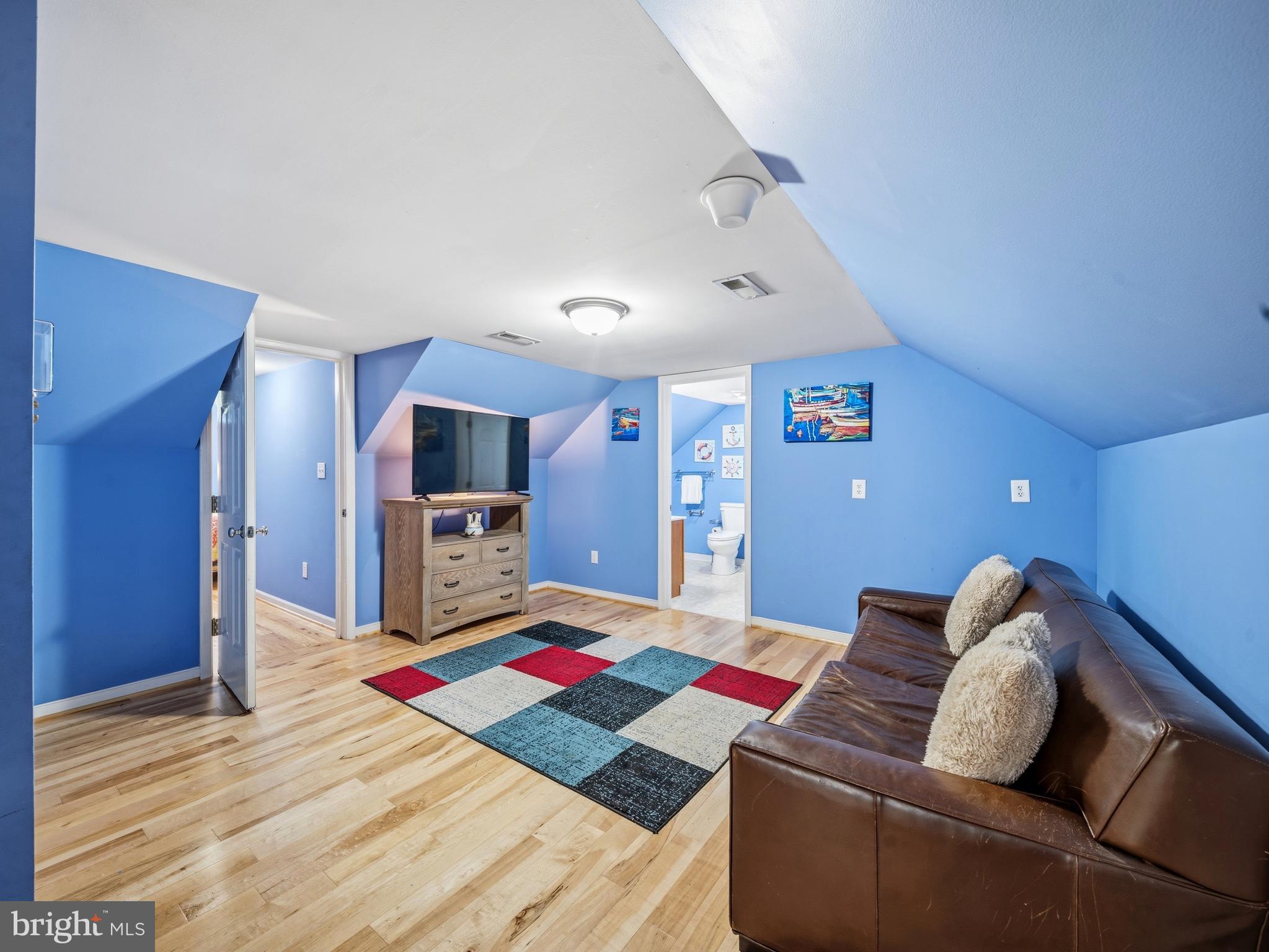 JERDONE ISLAND - Residential