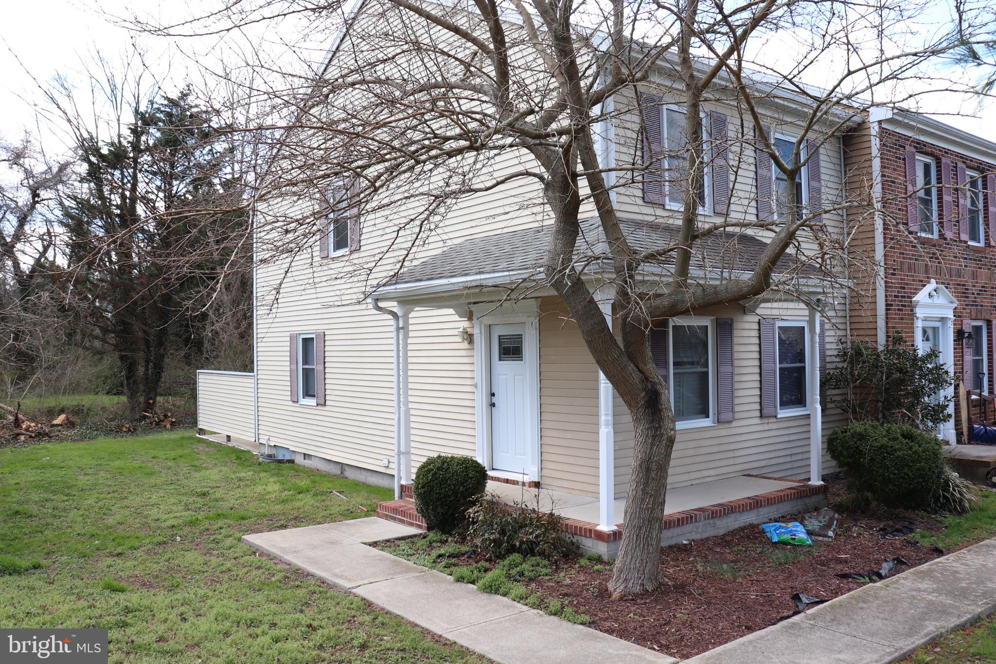 FRANKLIN SQUARE - Residential
