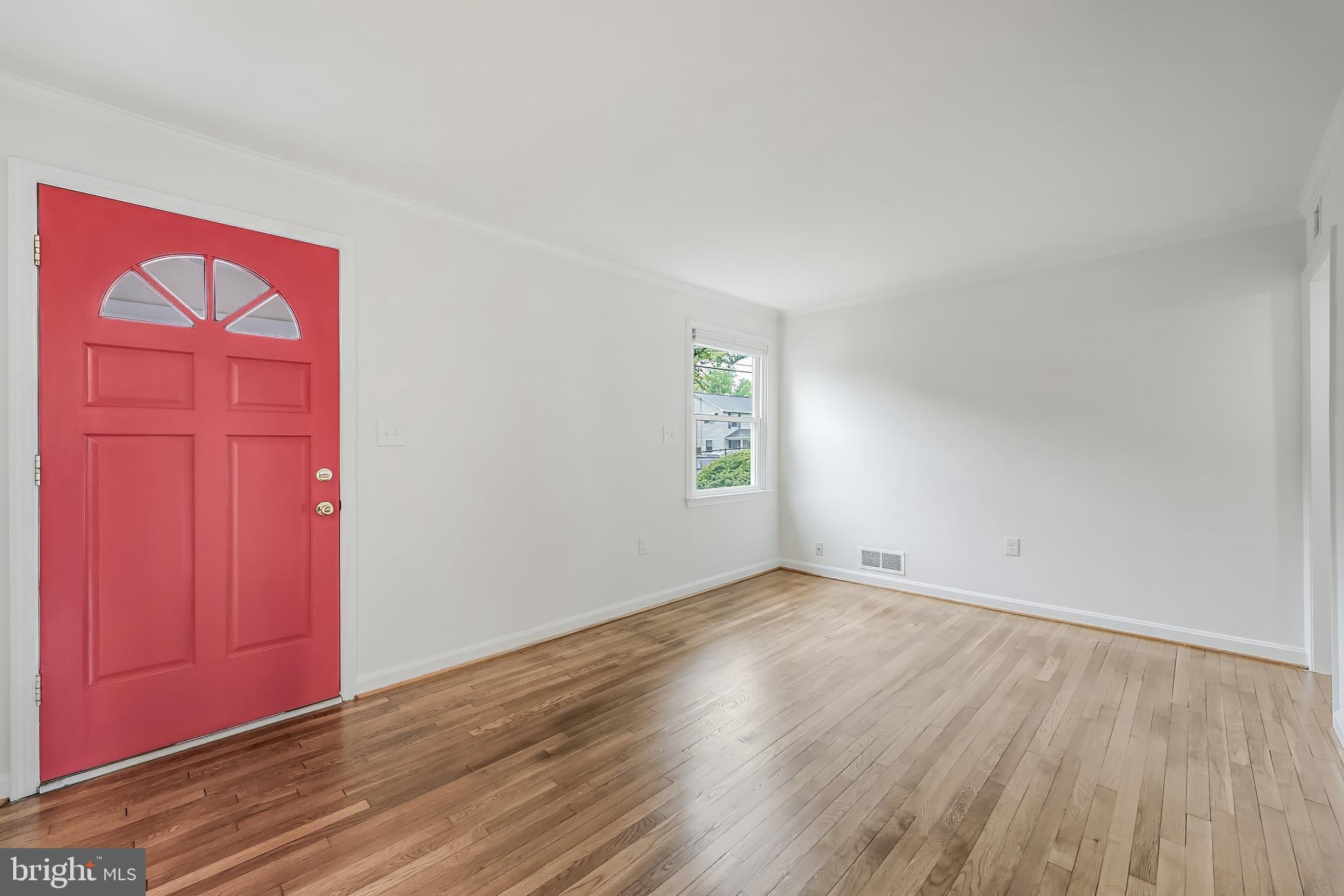 KENSINGTON HEIGHTS - Residential