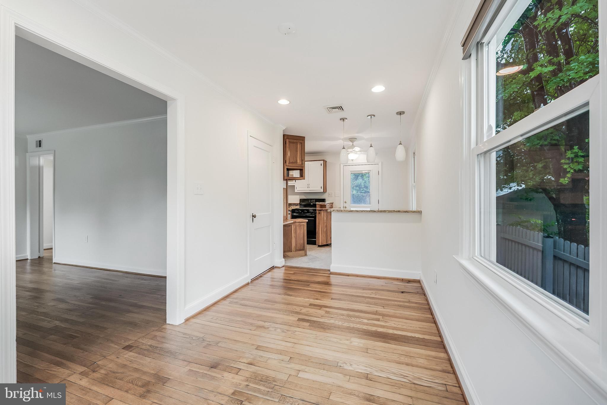 KENSINGTON HEIGHTS - Residential