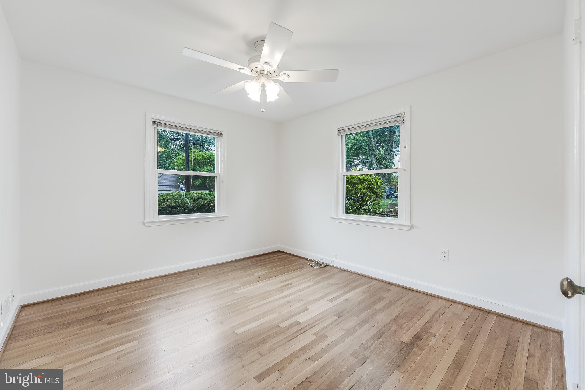KENSINGTON HEIGHTS - Residential