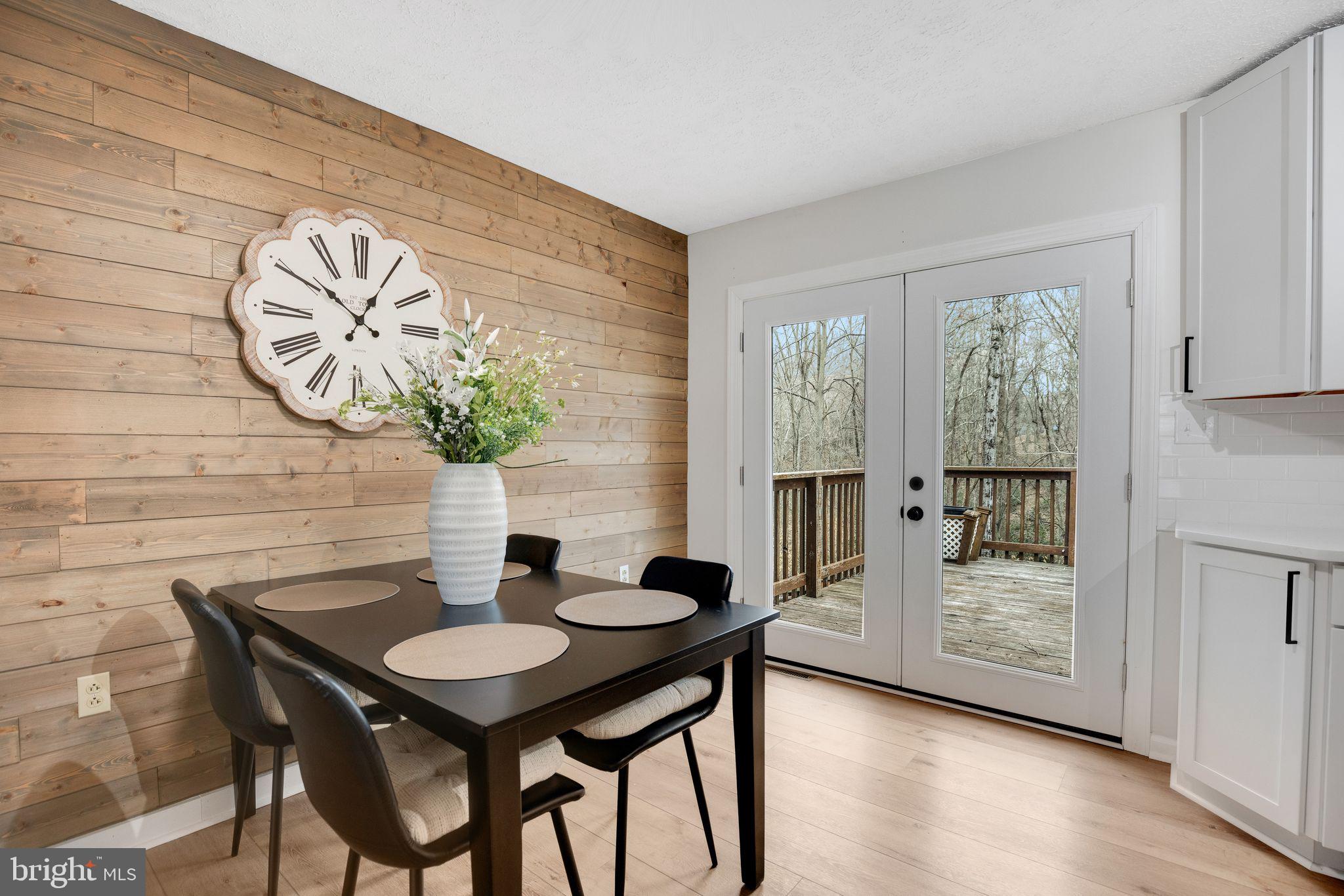 SUMMITT HILL - Residential