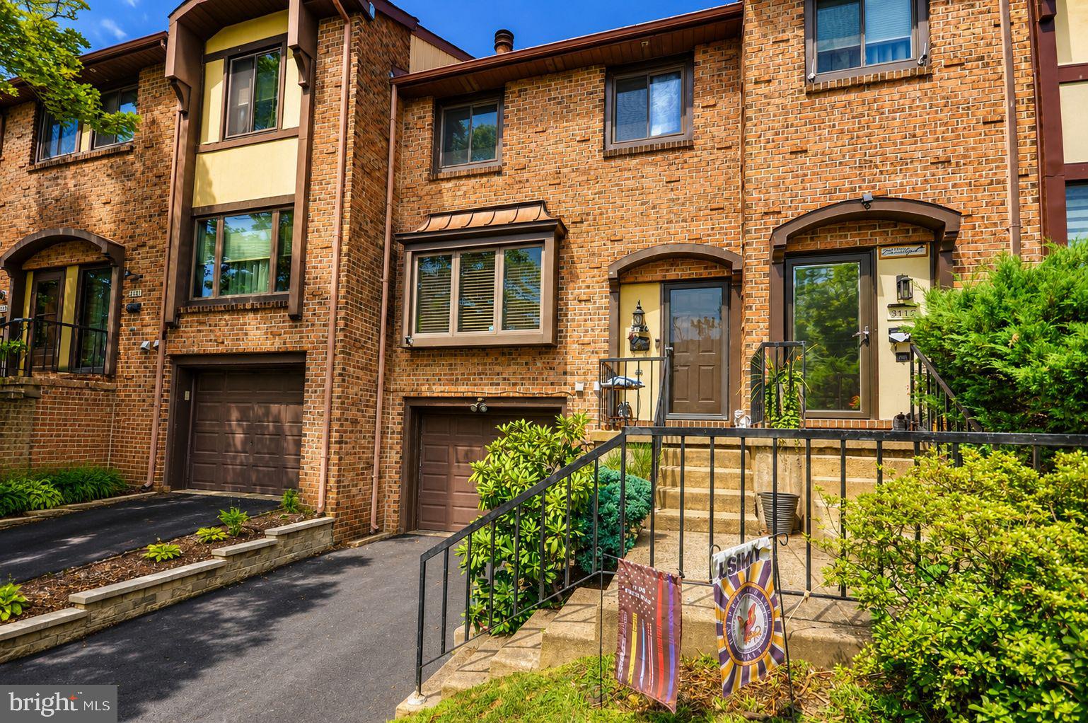 VILLAGE SHIRES - Residential