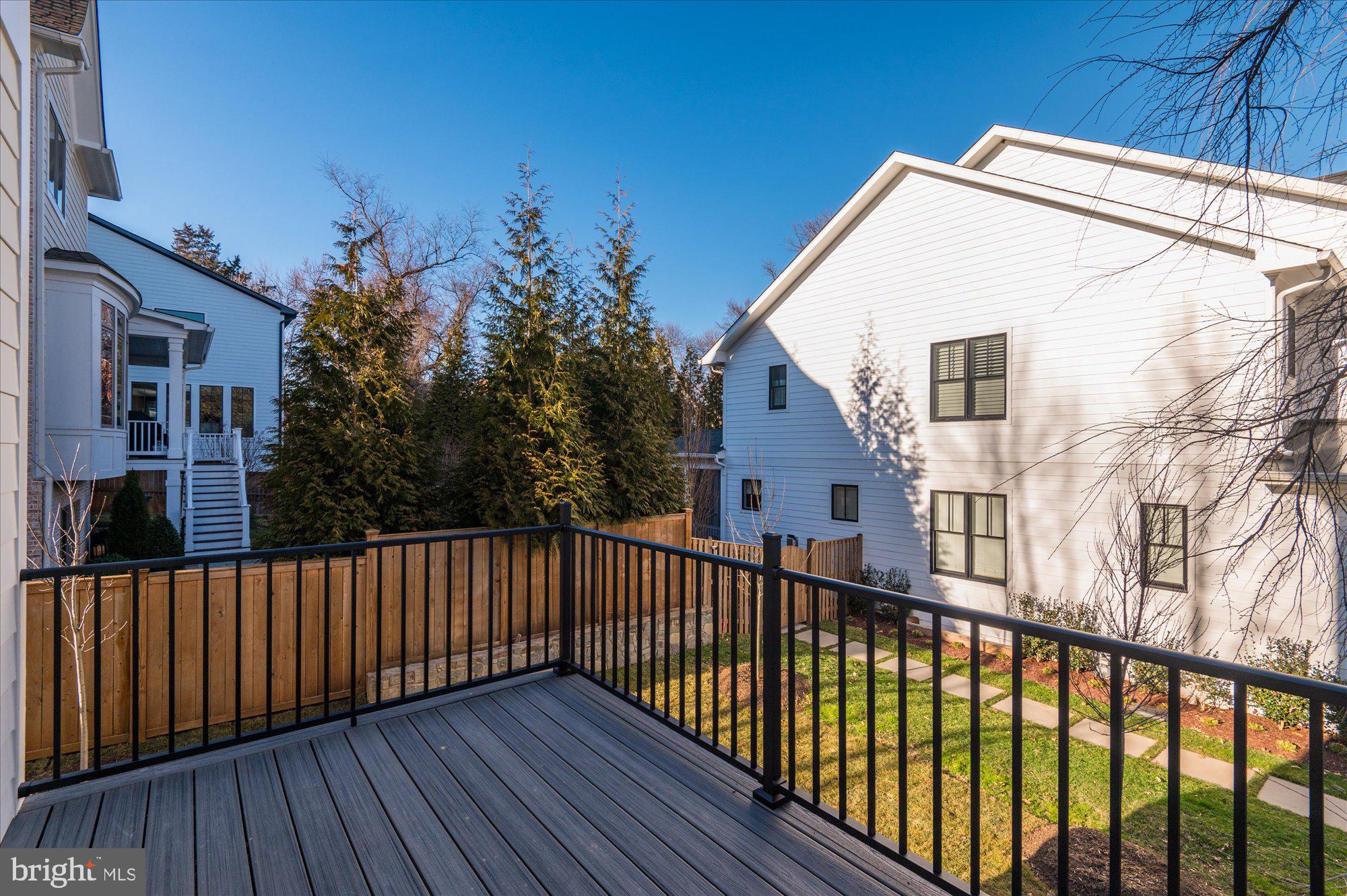 CHESTERBROOK - Residential