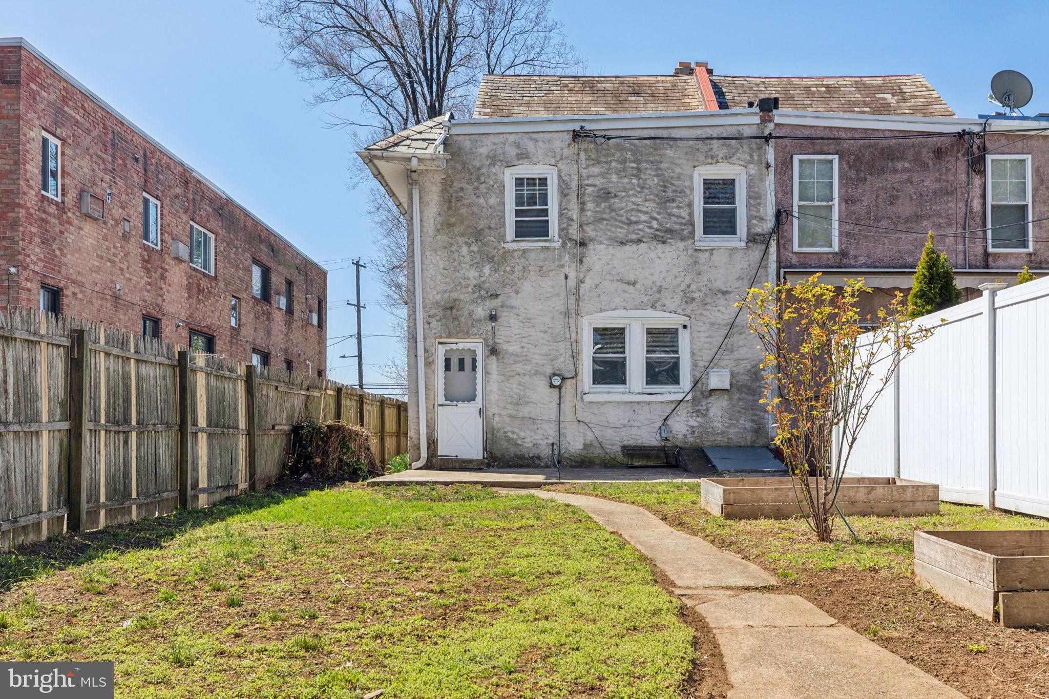 GERMANTOWN - Residential