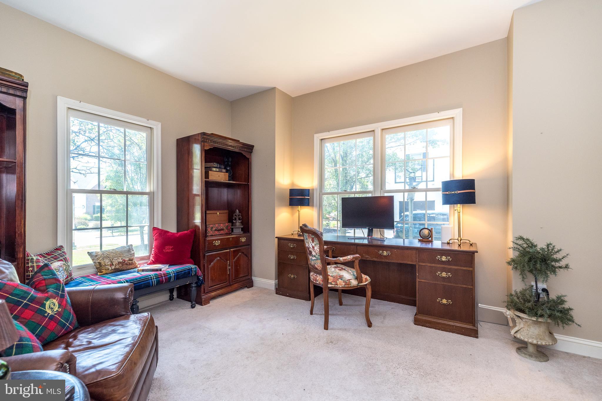 HEATHER LEA - Residential