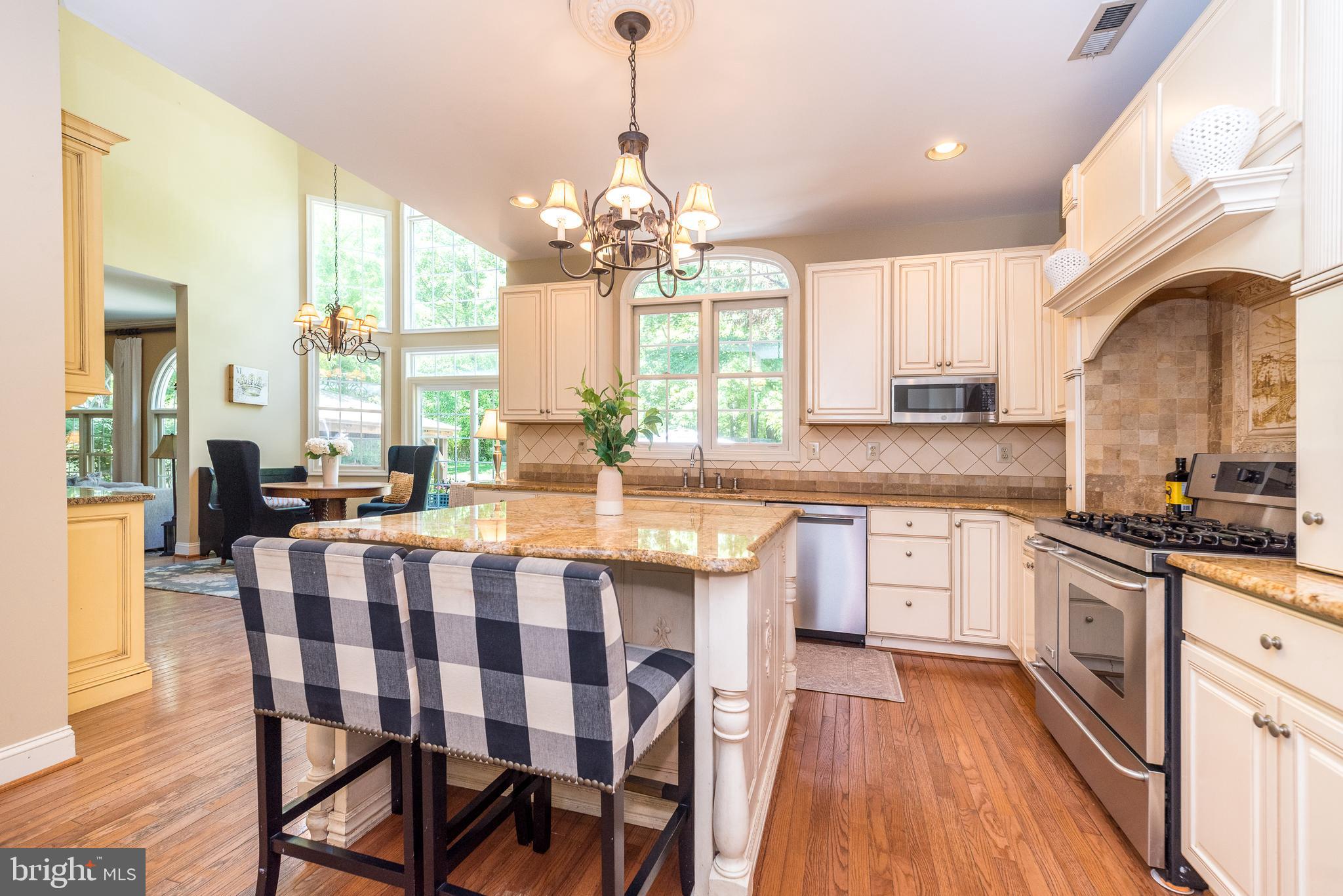 HEATHER LEA - Residential