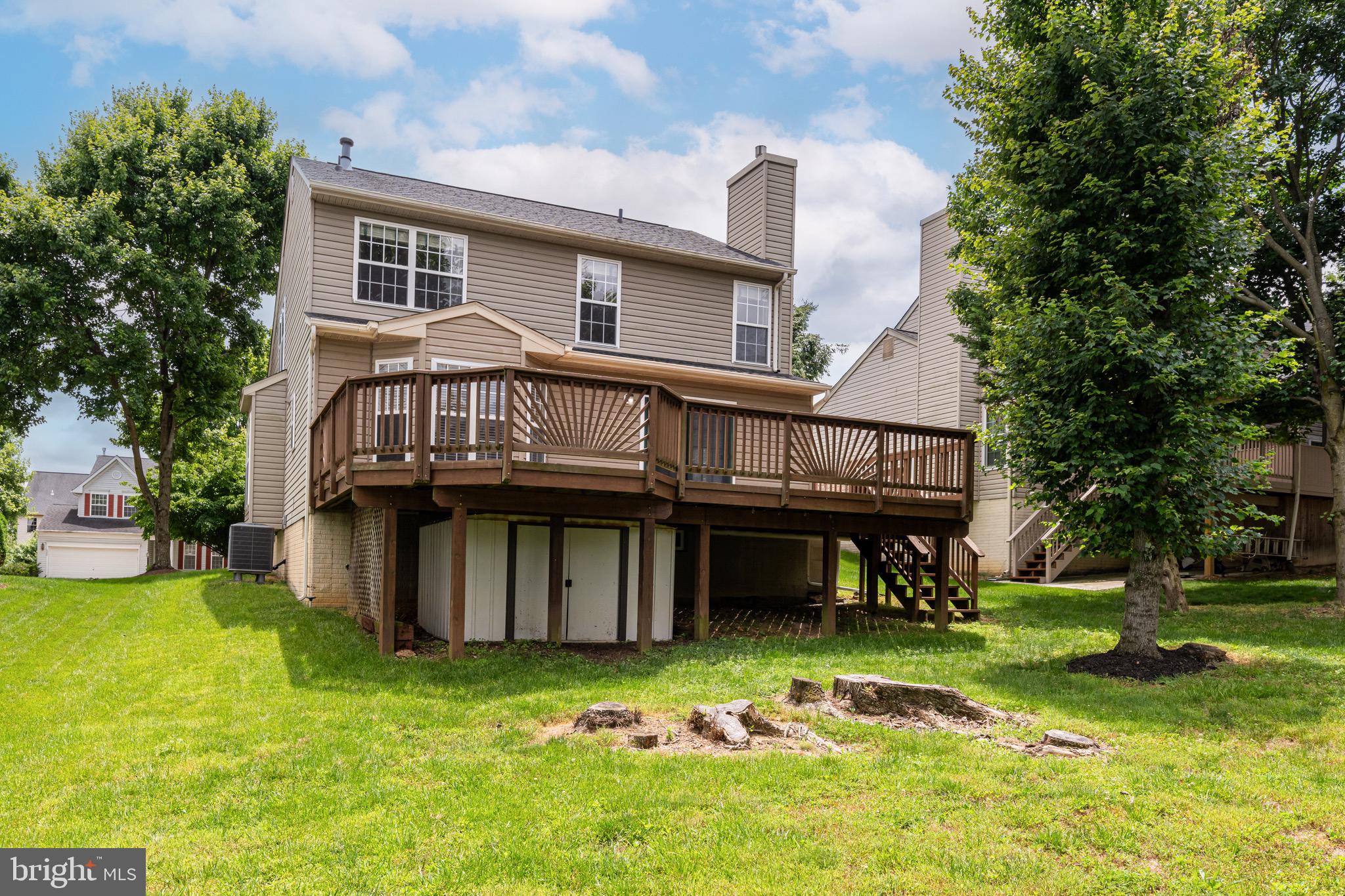 VILLAGE OF LONG REACH - Residential