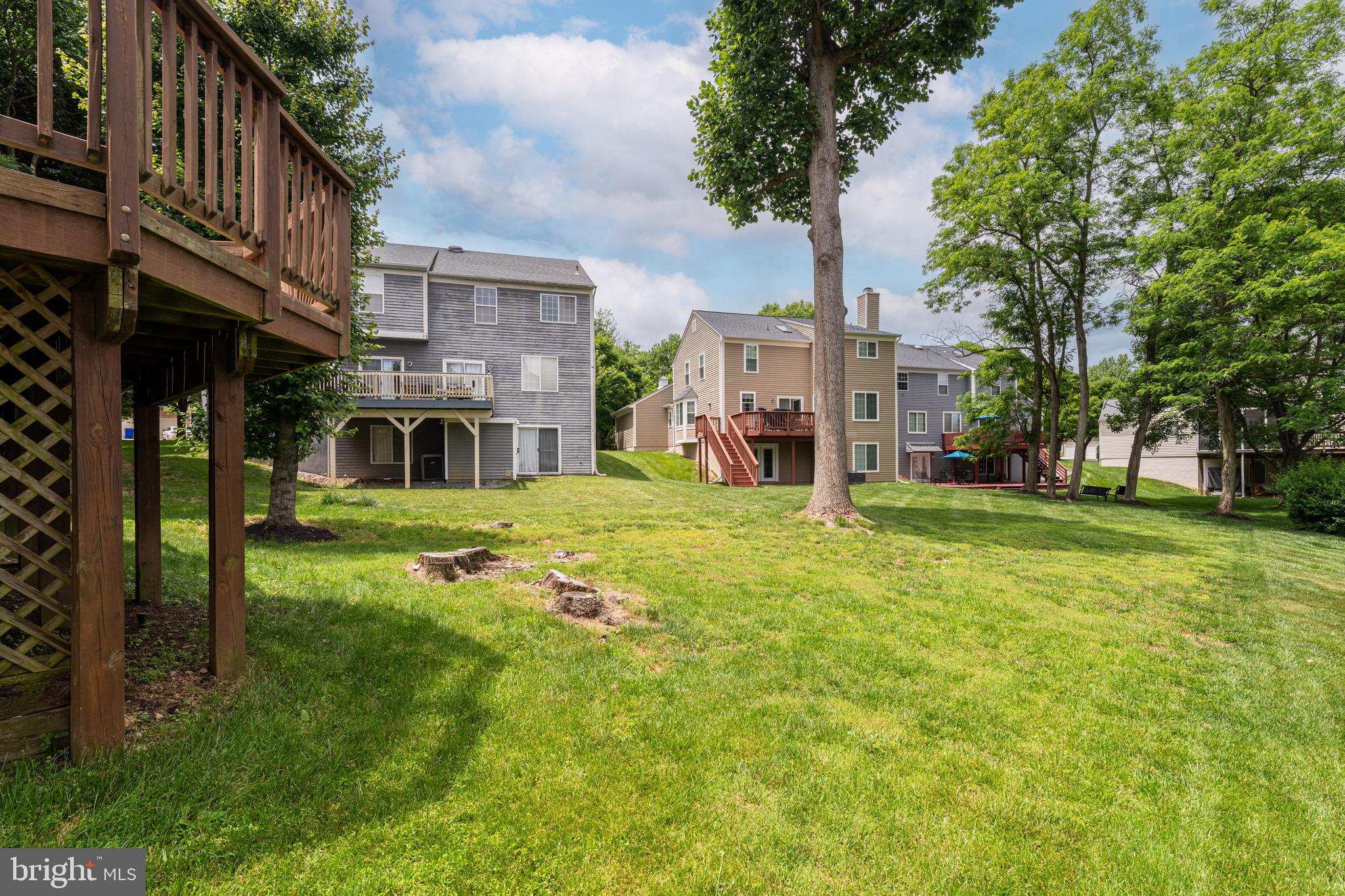 VILLAGE OF LONG REACH - Residential