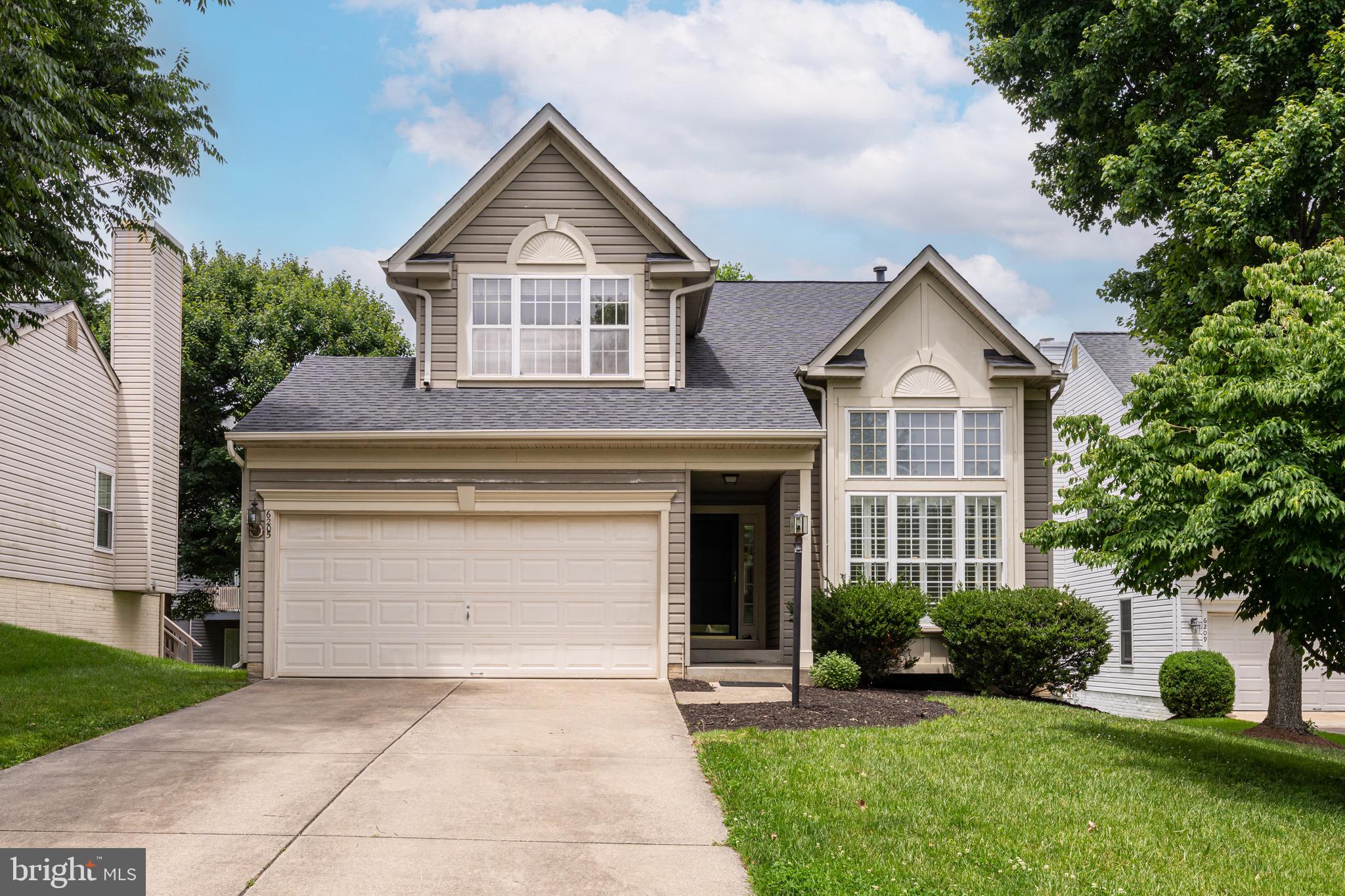 VILLAGE OF LONG REACH - Residential