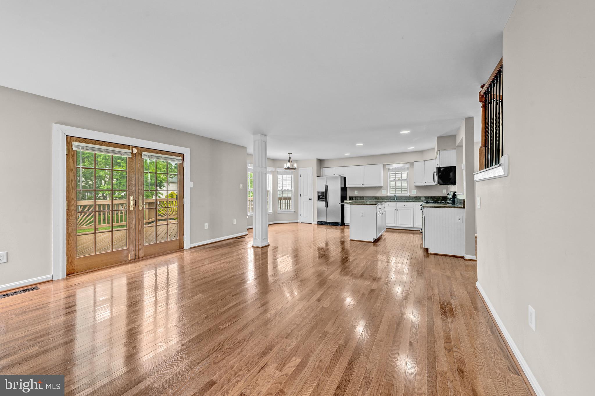 VILLAGE OF LONG REACH - Residential