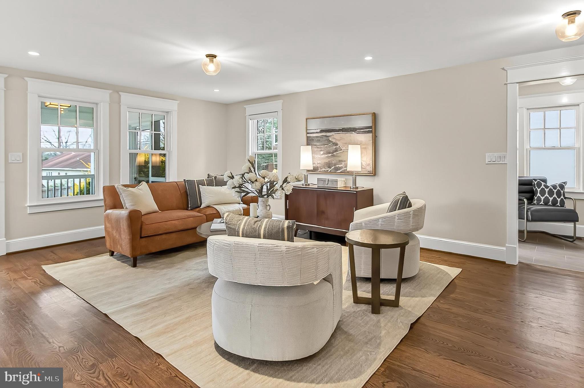 WHISTLING PINES - Residential
