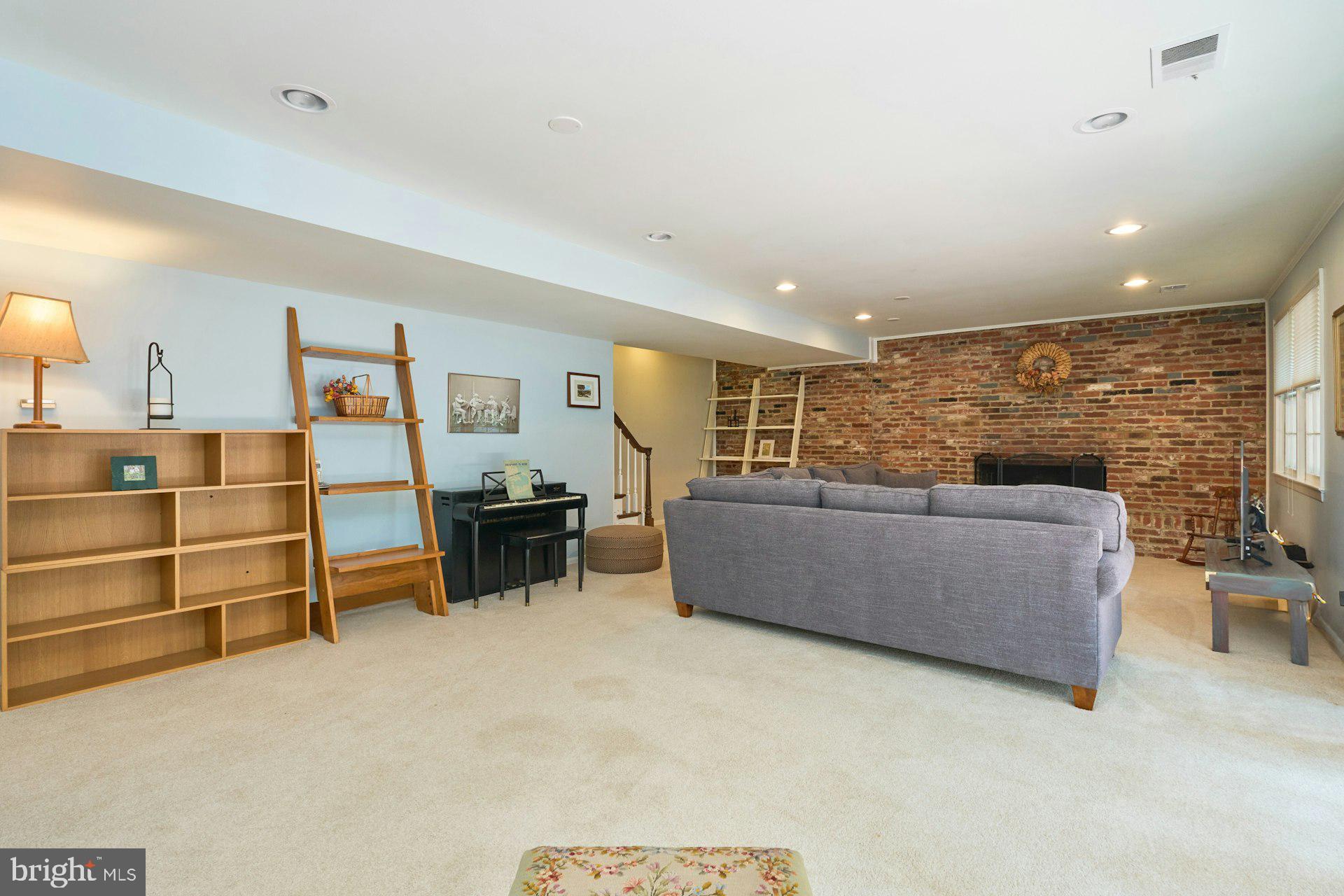 SLEEPY HOLLOW RUN - Residential