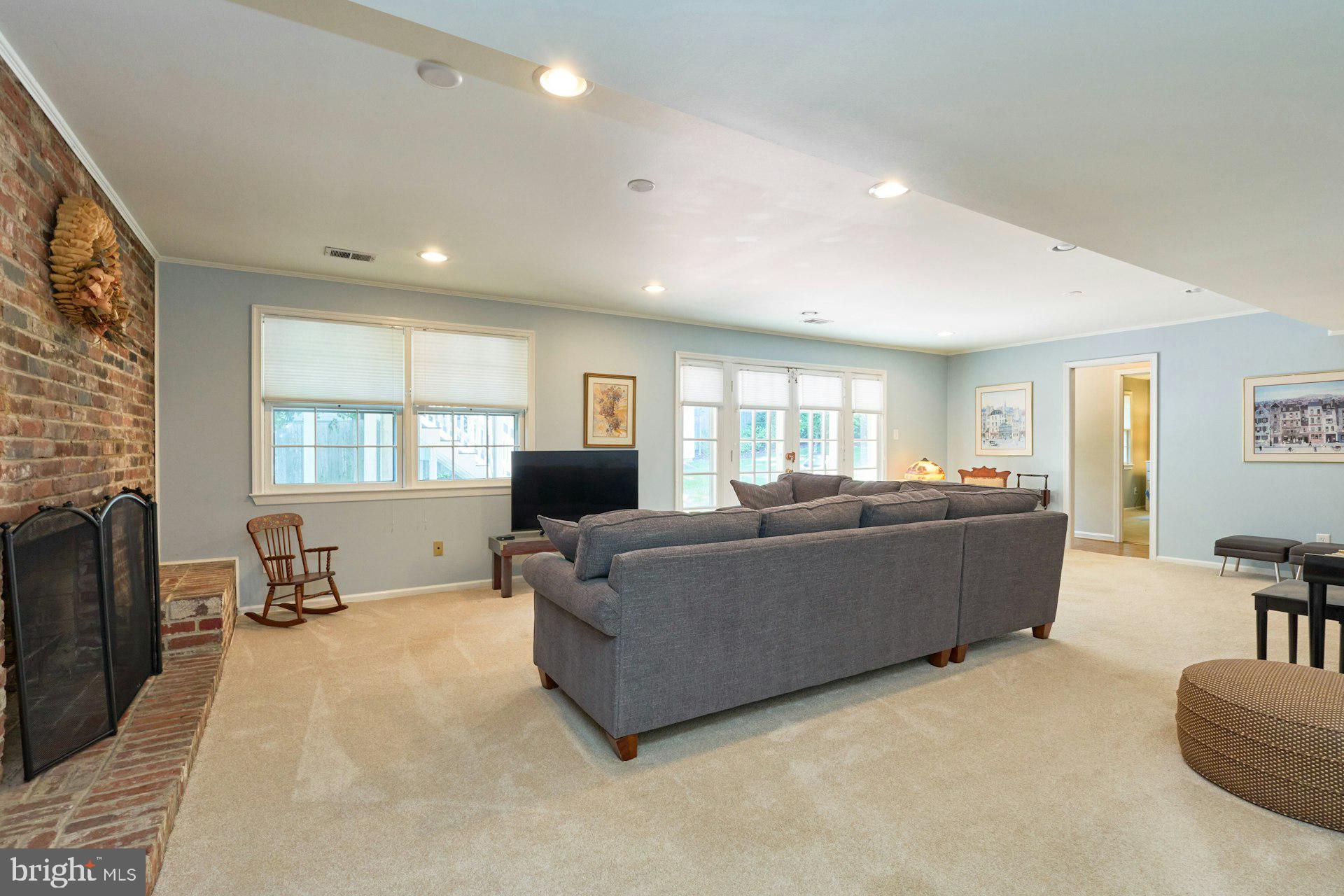 SLEEPY HOLLOW RUN - Residential