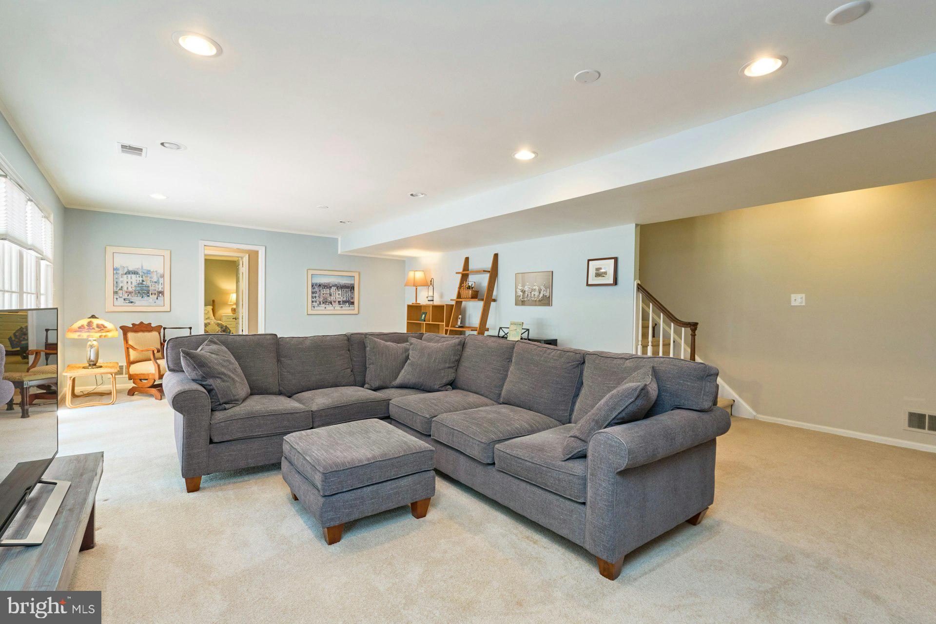 SLEEPY HOLLOW RUN - Residential