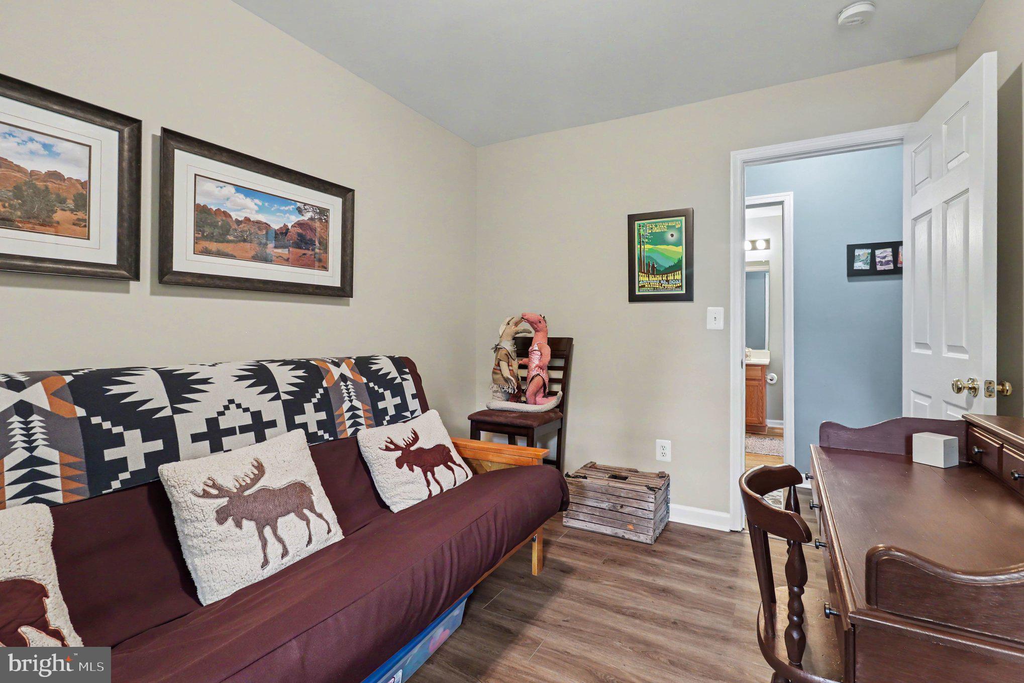 TALL PINES - Residential