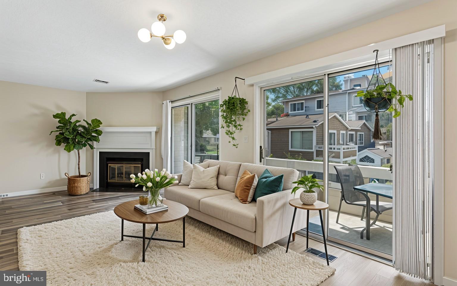DOCKSIDE - Residential