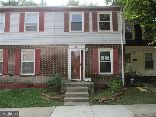 3 Levels of living space in spacious Town Home. Open floor plan on main level. Kitchen has lots of cabinet space. Sliders off dining room to nice size deck that leads to fenced rear yard. Upper level has 3 bedrooms and full bath. Lower level has 1/2 bath and was improved in the past. Walk out level to rear yard. OPENS TO INVESTORS 9.28 Agents view docs & remarks .