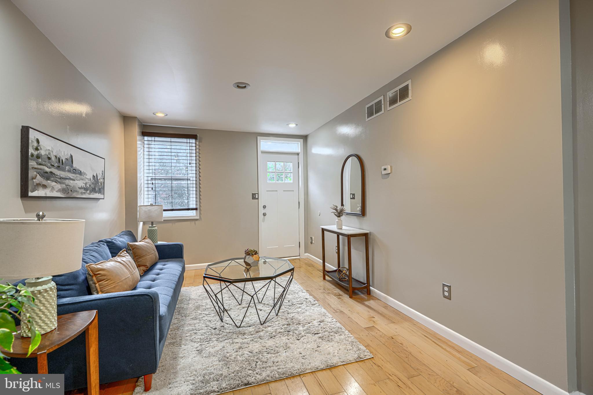 BUTCHERS HILL - Residential