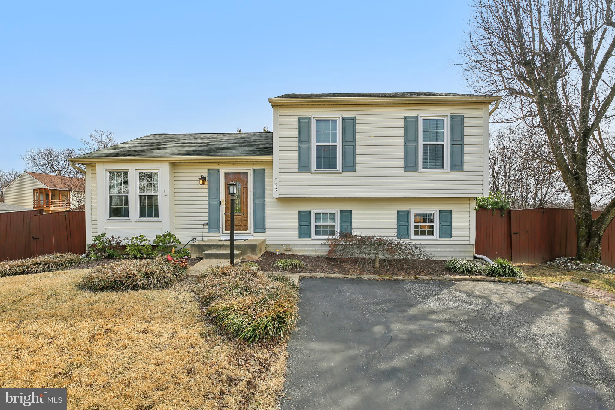 This beautifully maintained 4-level split home is move-in ready and offers plenty of space for all your needs. The first floor features a spacious kitchen with stainless steel appliances and custom built-in table,  perfect for cooking and entertaining. The dining room leads to a large screened porch, ideal for enjoying the outdoors. The primary bedroom includes a private full bath for added comfort and privacy.
The first lower level offers a cozy family room, a convenient half bath, and a laundry room. The next lower level provides a large recreation room that could also be a fourth bedroom, offering flexibility to fit your lifestyle.
Outside, enjoy a fenced backyard, providing a great space for pets, gardening, or relaxation. New LVP floors in lower levels. Additionally, this home features a brand-new HVAC system, ensuring comfort year-round. Don’t miss out on this well-maintained, move-in-ready home!