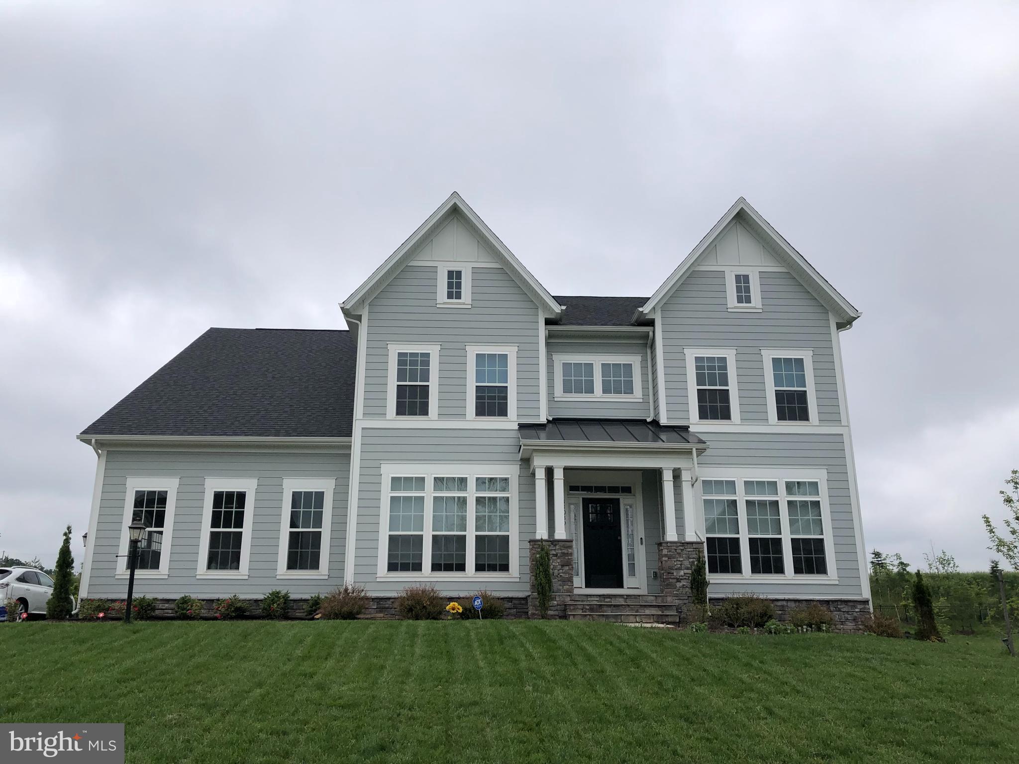 OAKTON VIEW - Residential