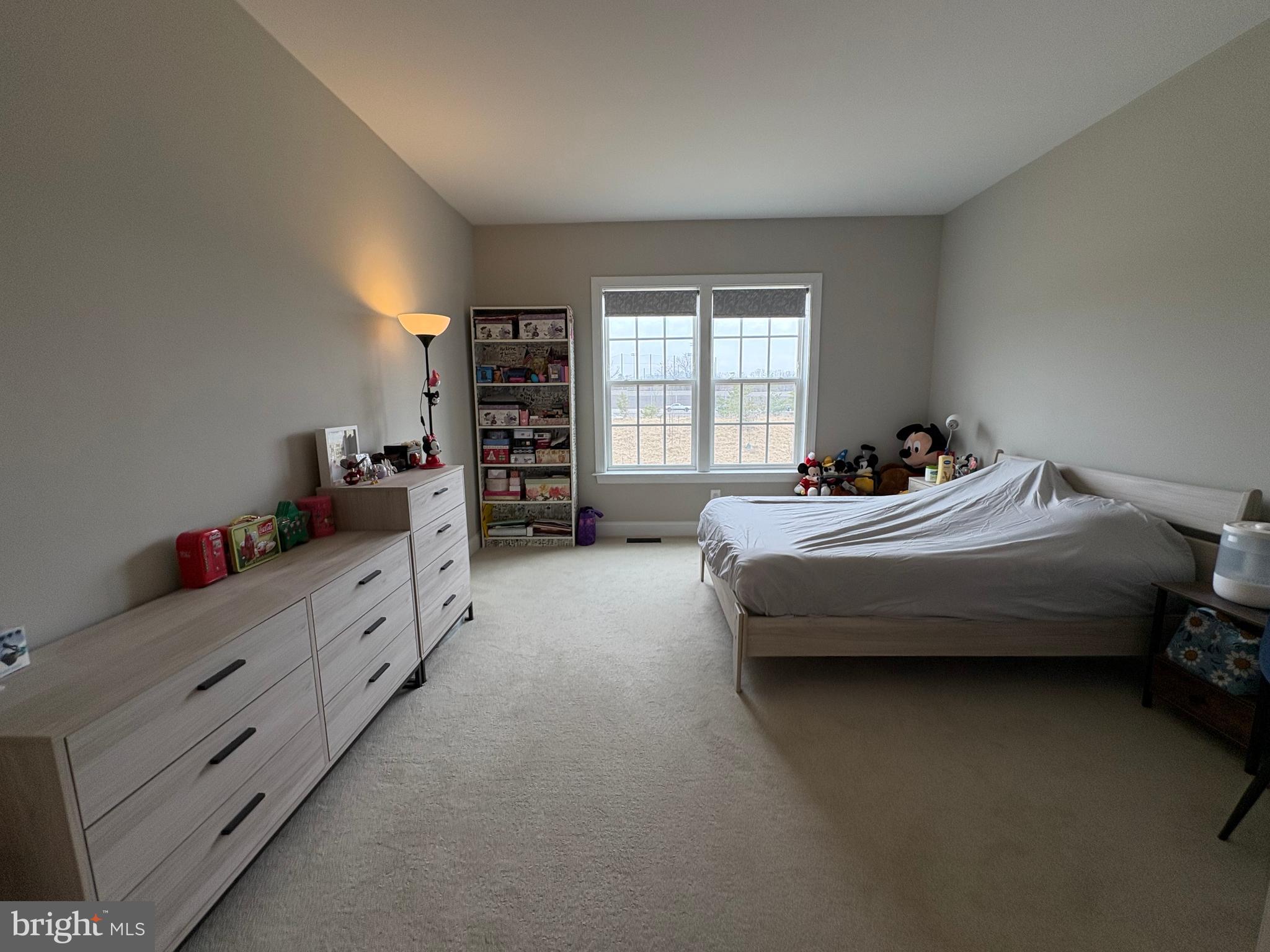 OAKTON VIEW - Residential