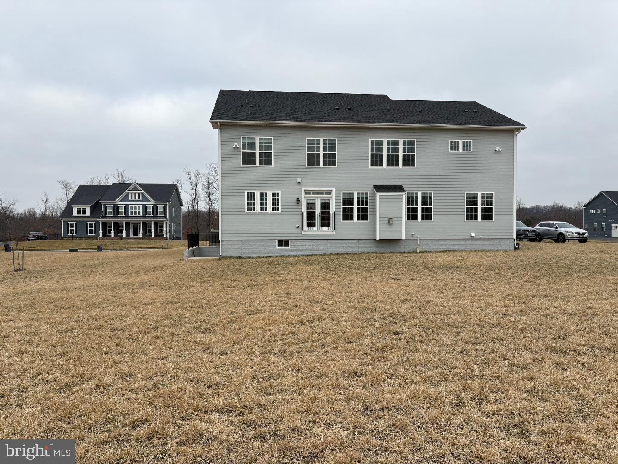 OAKTON VIEW - Residential