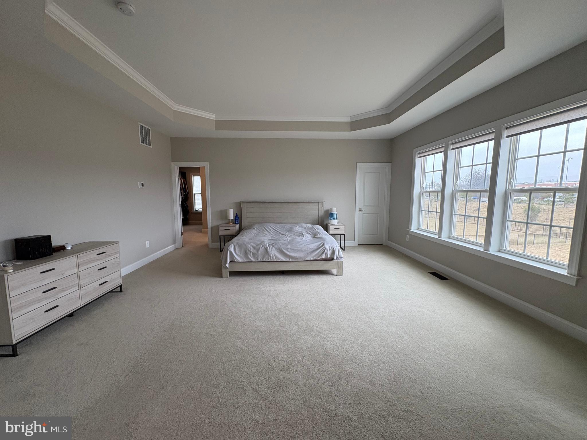 OAKTON VIEW - Residential