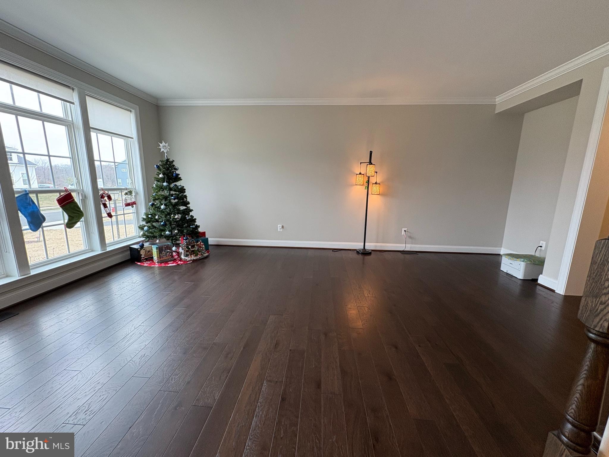 OAKTON VIEW - Residential