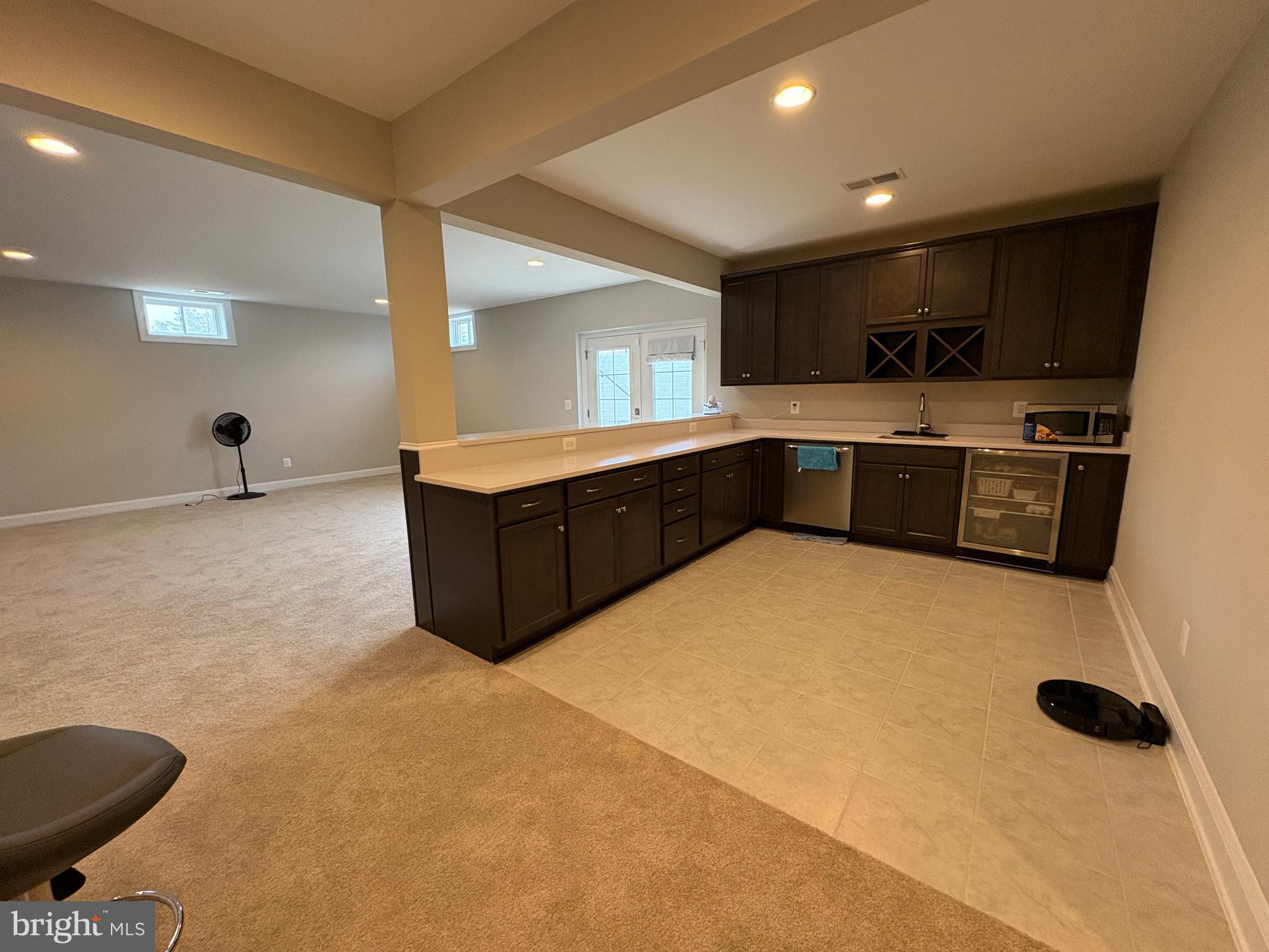 OAKTON VIEW - Residential
