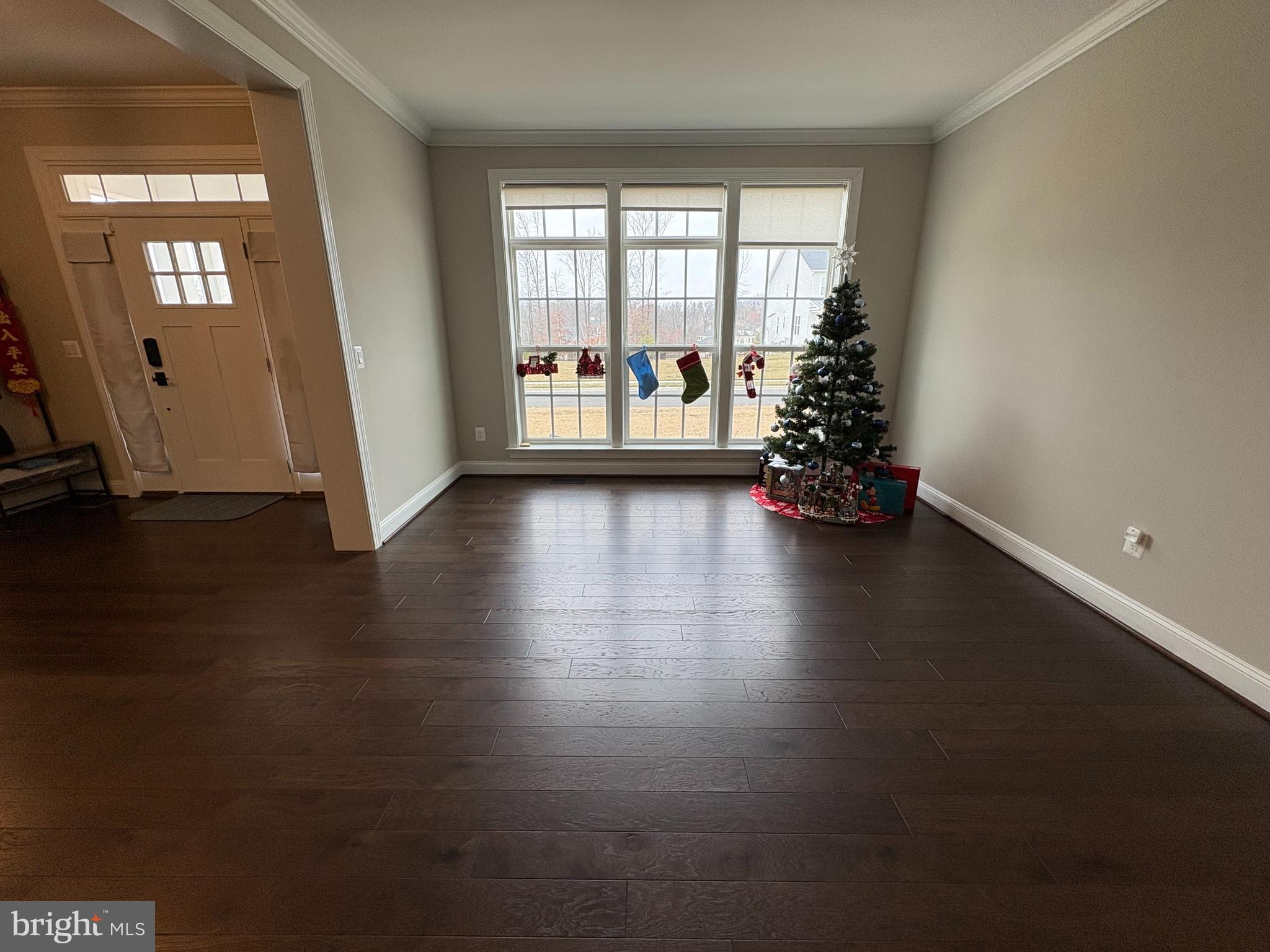 OAKTON VIEW - Residential