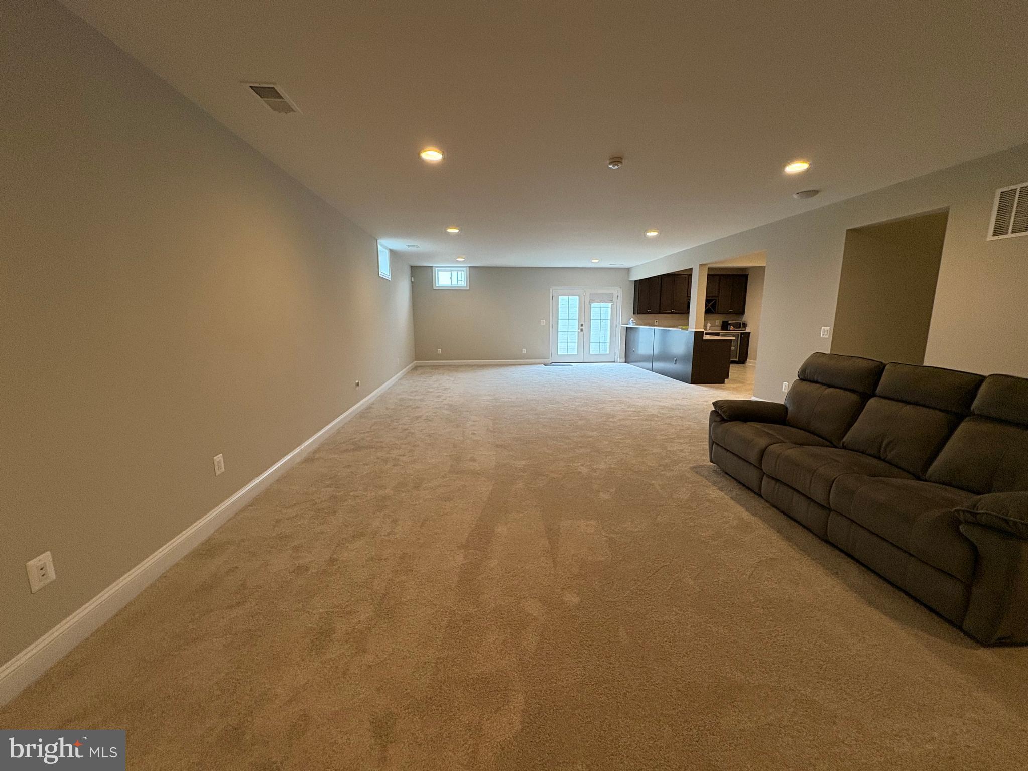 OAKTON VIEW - Residential