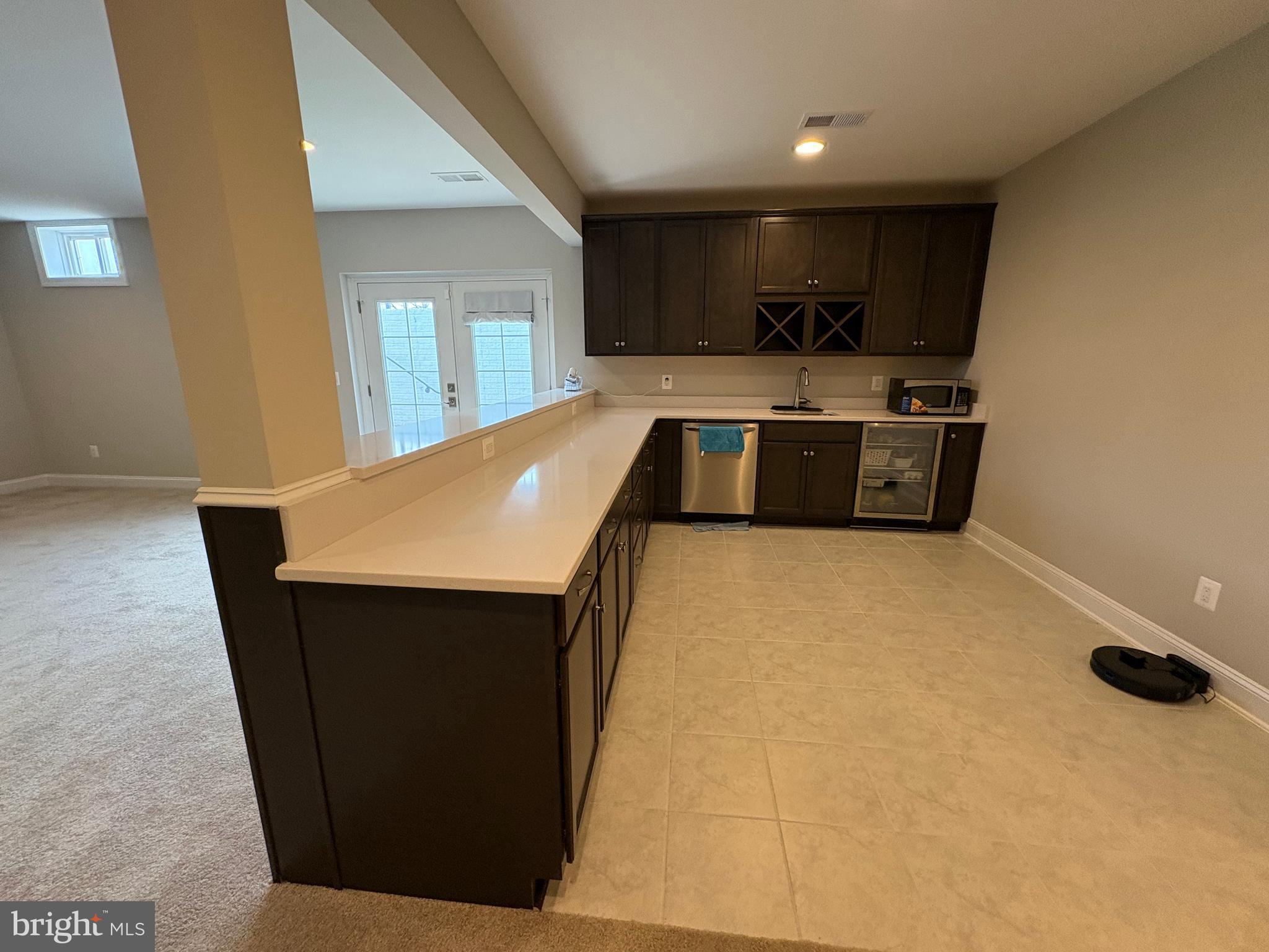 OAKTON VIEW - Residential