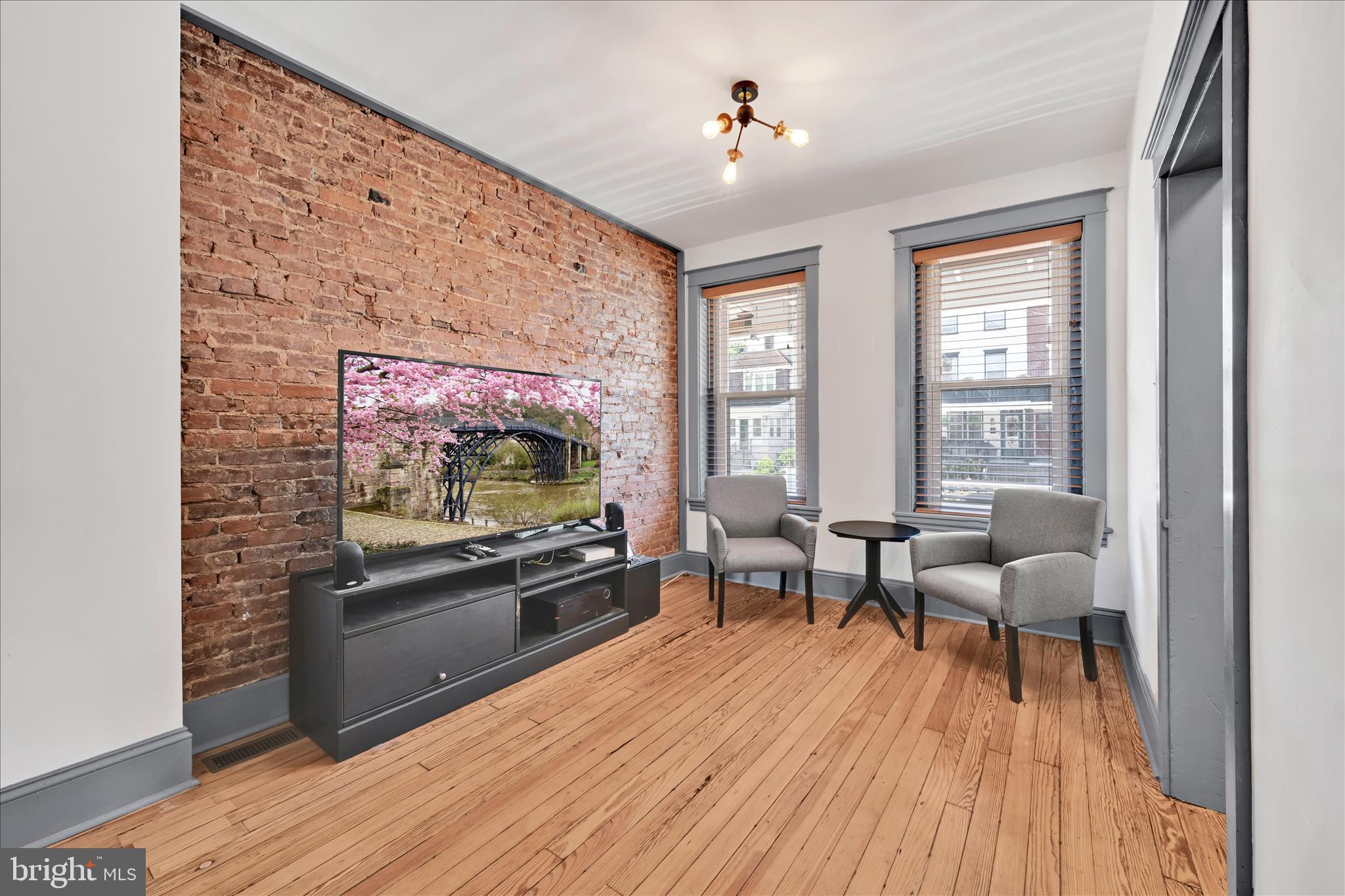 NORTH EAST LANCASTER - Residential